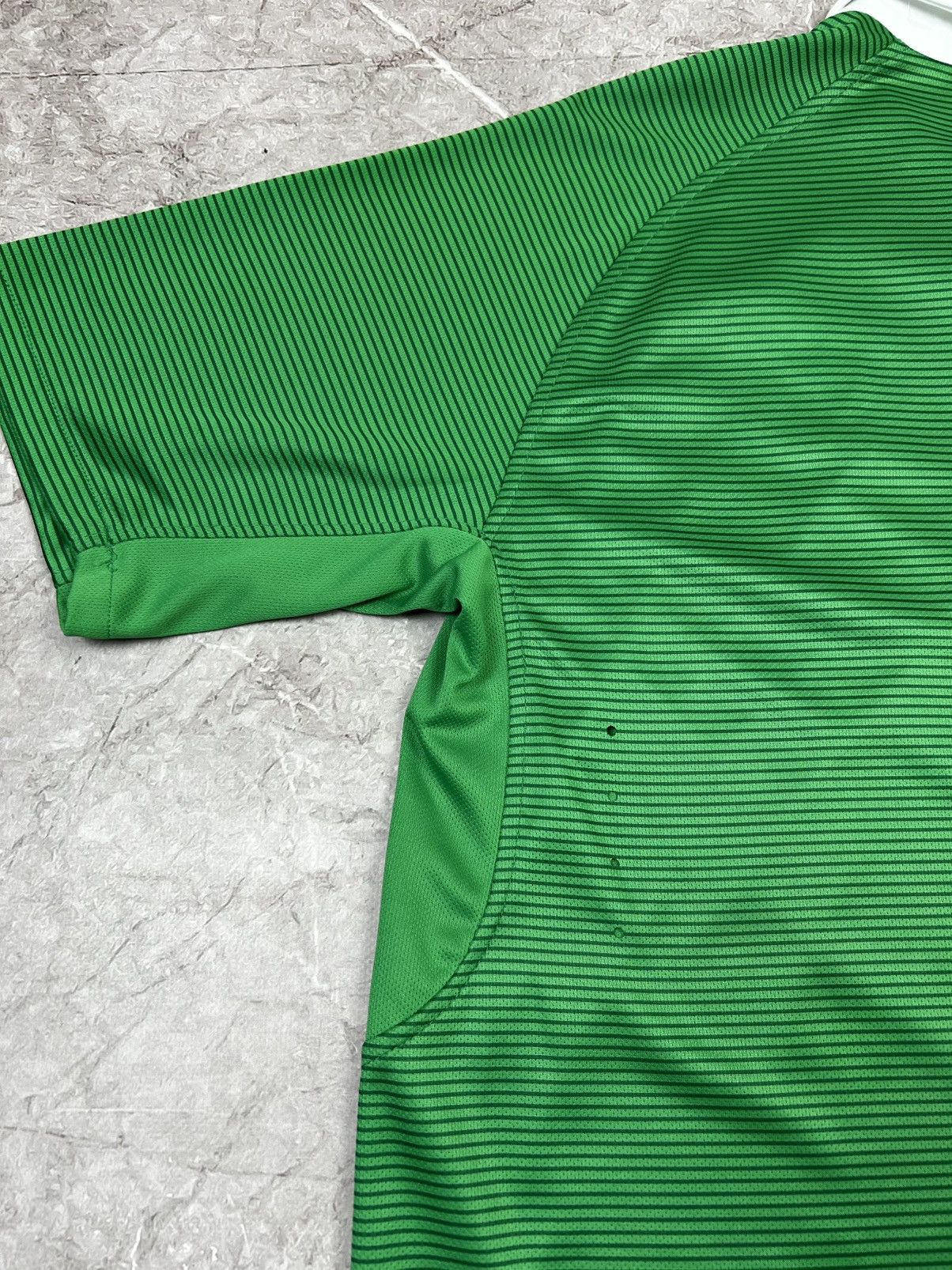 Umbro Umbro Ireland soccer jersey size XL Size US XL / EU 56 / 4 - 6 Thumbnail