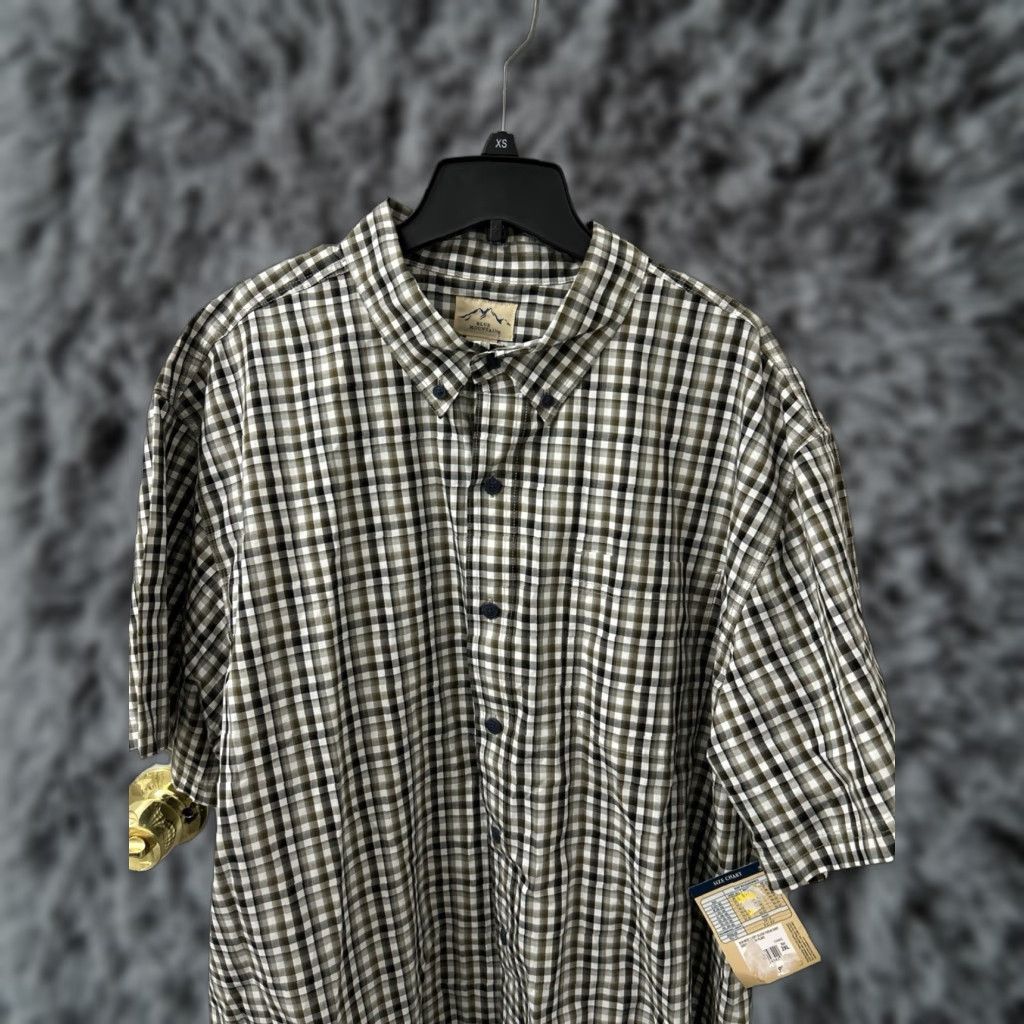 The Mountain Blue Mountain Shirt Mens 2XL Green Oxford Plaid Poplin Button Down Short Sleeve Shirt Size US XXL / EU 58 / 5 - 1 Thumbnail