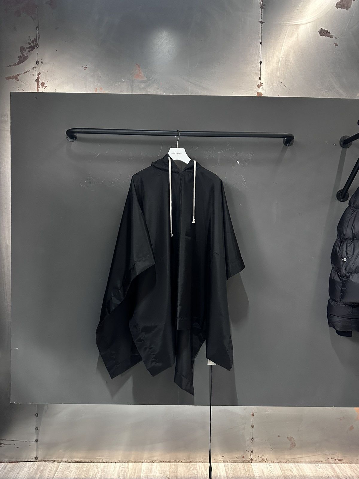 Rick Owens Drkshdw Rick owens drkshdw Poncho Size US L / EU 52-54 / 3 - 1 Thumbnail
