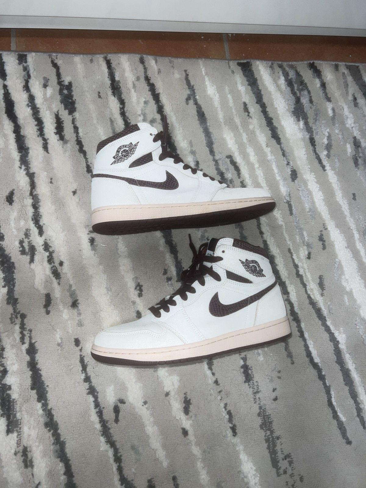 image of Jordan 1 A Ma Manieresize10 Shoes in White, Men's