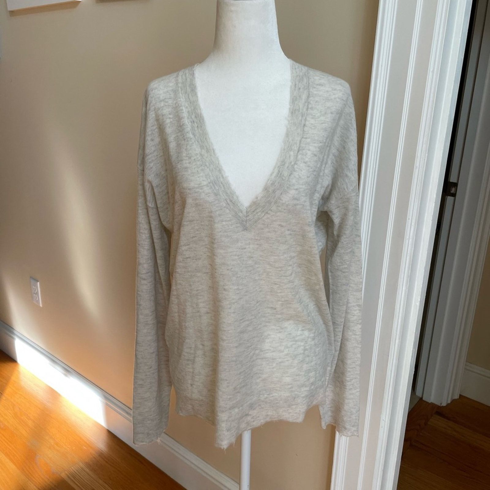 Zadig & Voltaire Happy Cp Cashmere Sweater from Zadig & Voltaire Size L / US 10 / IT 46 - 2 Thumbnail