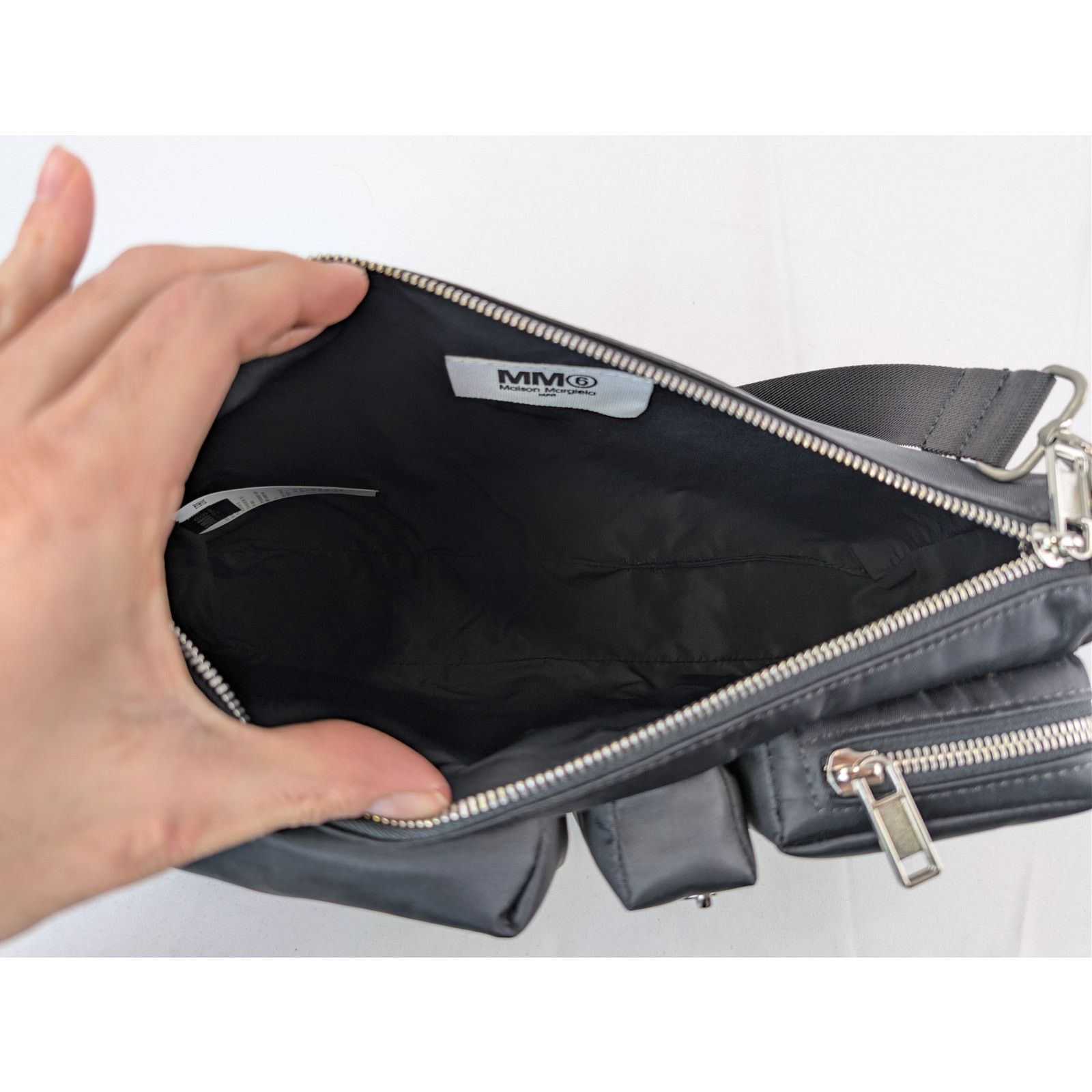 Maison Margiela o1rshd1 MM6 Three Pocket Nylon Crossbody Messenger Bag Black Size ONE SIZE - 12 Thumbnail