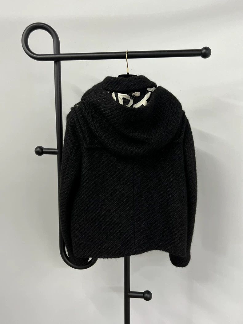 Chanel Chanel Black ox horn buckle hooded college tweed coat Size XXS / US 00 / IT 34 - 2 Thumbnail
