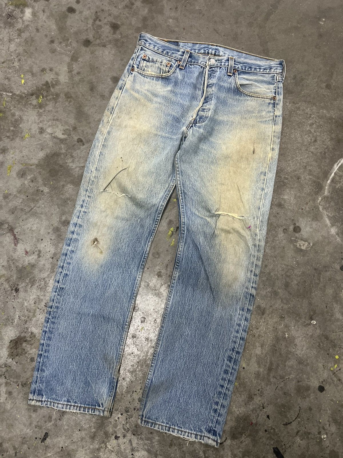 Levi's × Vintage VINTAGE LEVIS 501 KURT KOBAIN DISTRESSED DENIM PANT Size US 31 - 5 Thumbnail