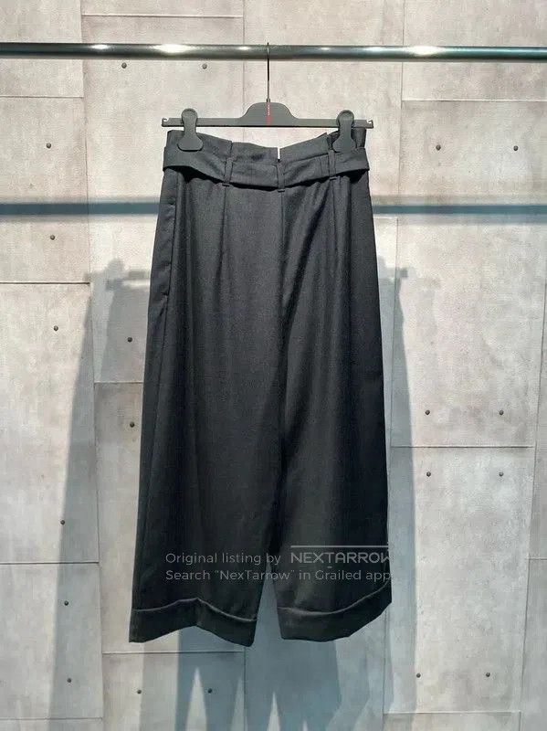 Max Mara MaxMara Women's Black Wool Casual Pants . Size 23" - 3 Thumbnail