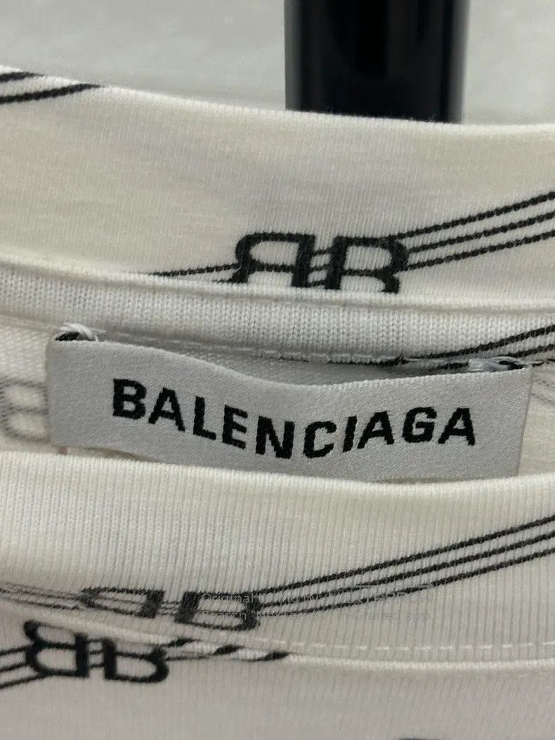 Balenciaga Balenciaga White Full Print Short Sleeve Size US XL / EU 56 / 4 - 3 Thumbnail