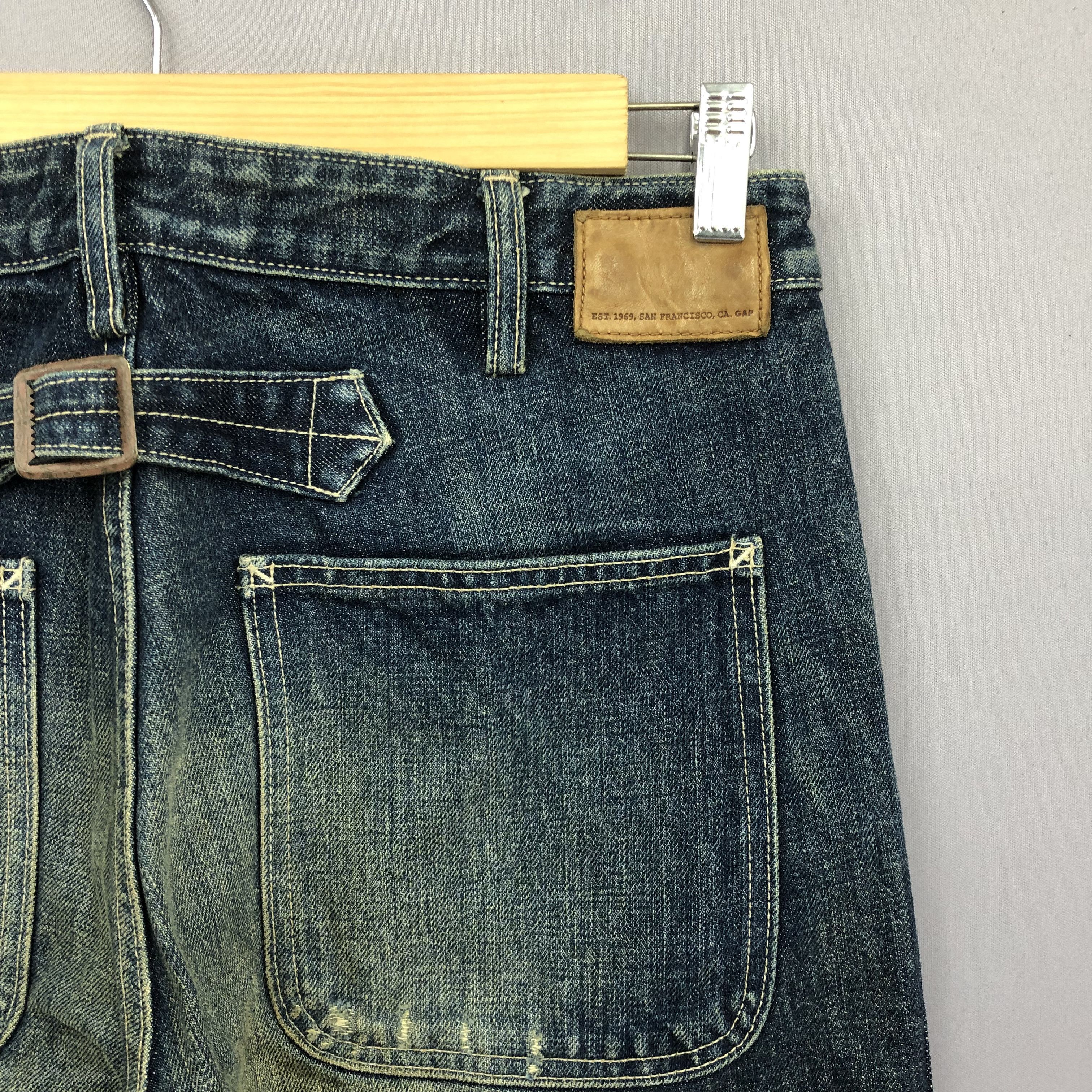 Japanese Brand Crazy Vintage 90s Gap Baggy Jeans Skater Buckle Faded Denim Size US 34 / EU 50 - 5 Thumbnail