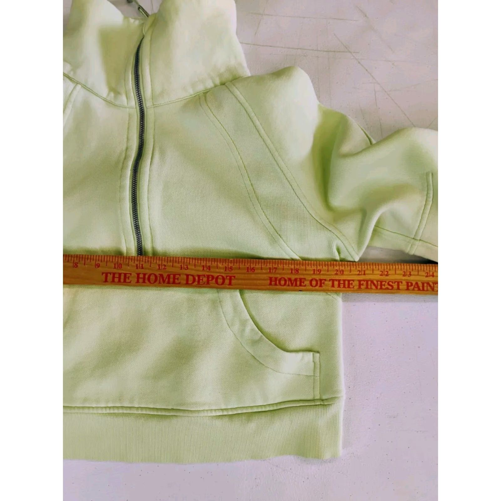 Lululemon Lululemon Oversized Funnel Neck 1/2 Zip Sweatshirt Small Green Long Sleeve Crop Women Size S / US 4 / IT 40 - 6 Thumbnail