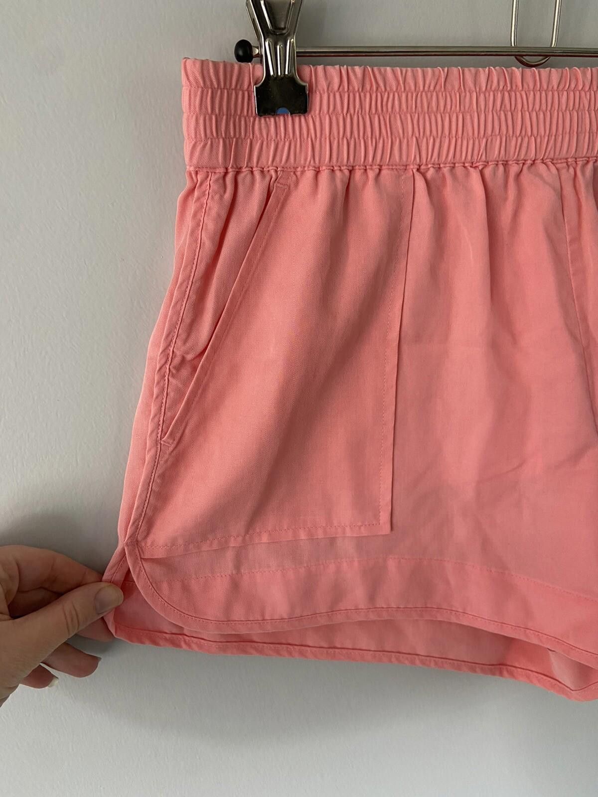 Designer Witchery linen Blend shorts with side pockets Pink - Sz 8 Size 27" / US 4 / IT 40 - 2 Thumbnail