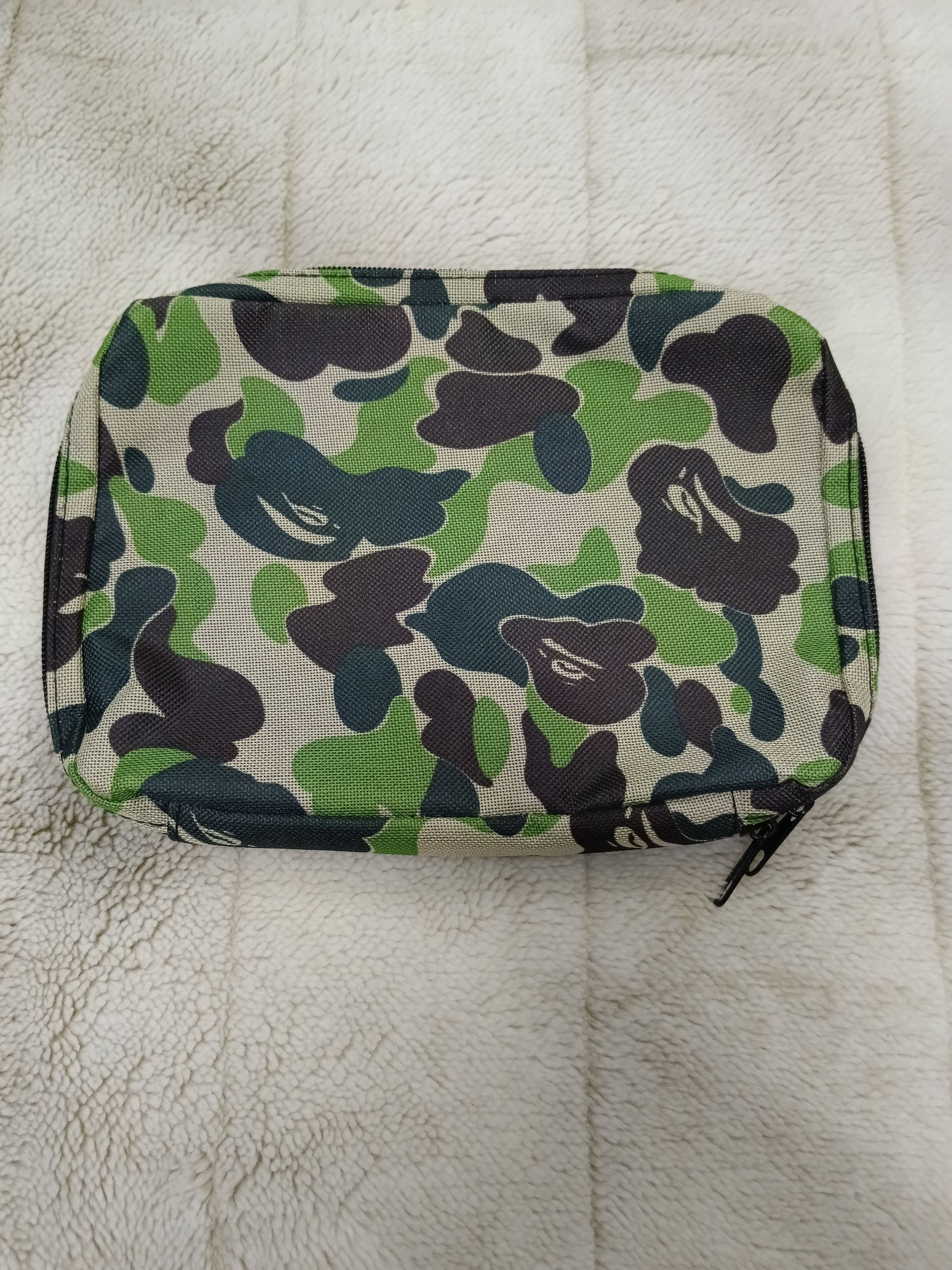 Bape A BATHING APE CAMO POUCH BAG Size ONE SIZE - 2 Thumbnail