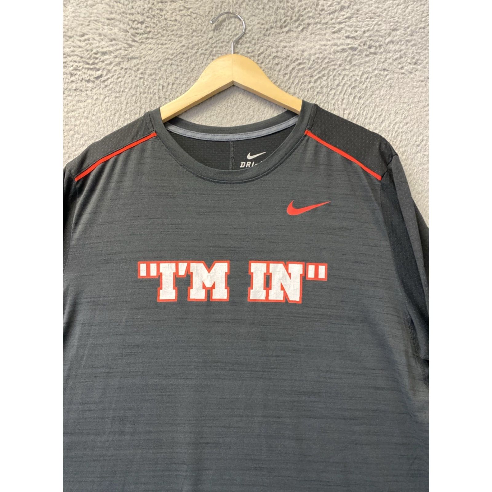 Nike Nike Dri-FIT Black Long Sleeve Training Top Swoosh 142-51 Size US XL / EU 56 / 4 - 2 Thumbnail