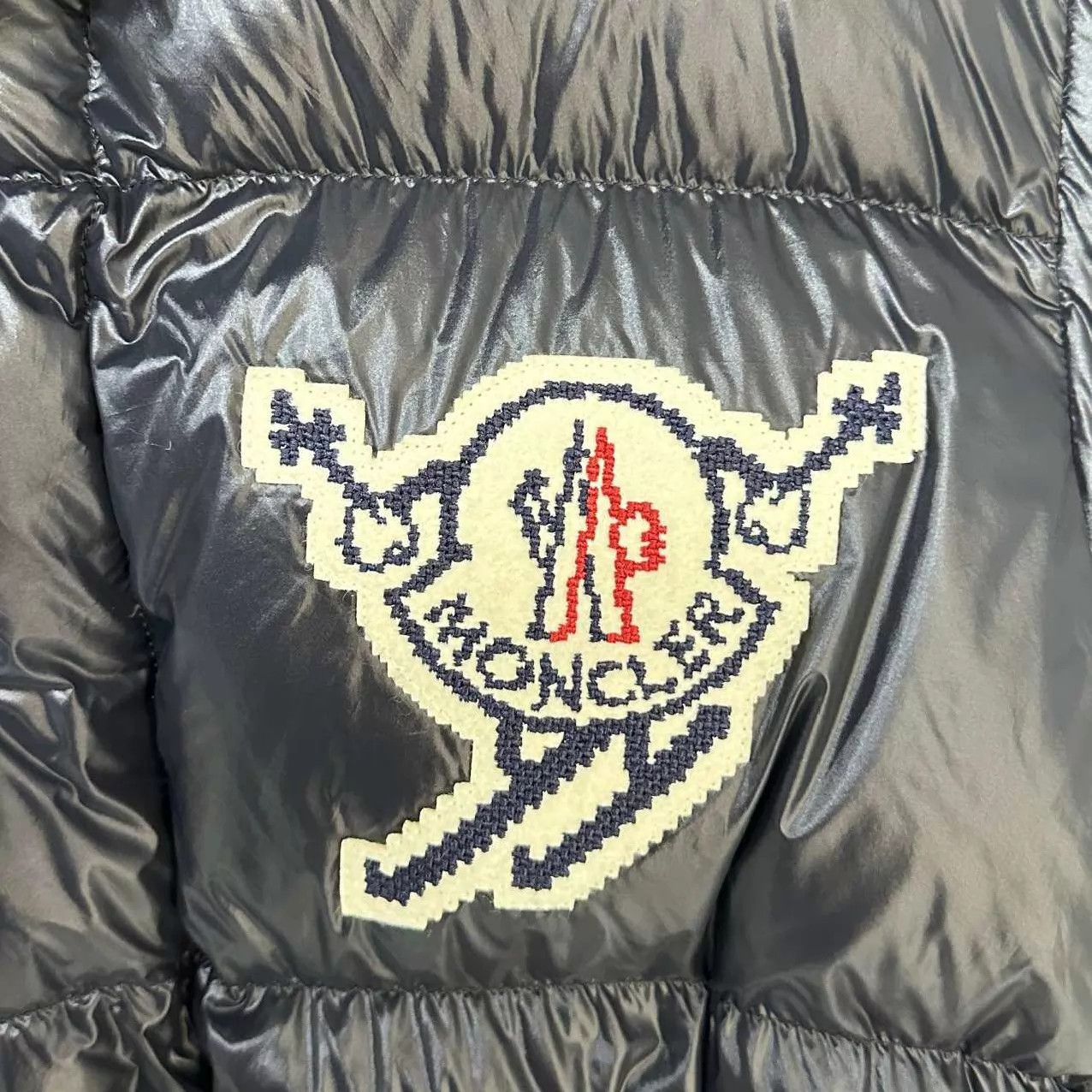 Moncler Moncler Logo Stand Collar Down Jacket 3 (99 New) Size M / US 6-8 / IT 42-44 - 7 Thumbnail