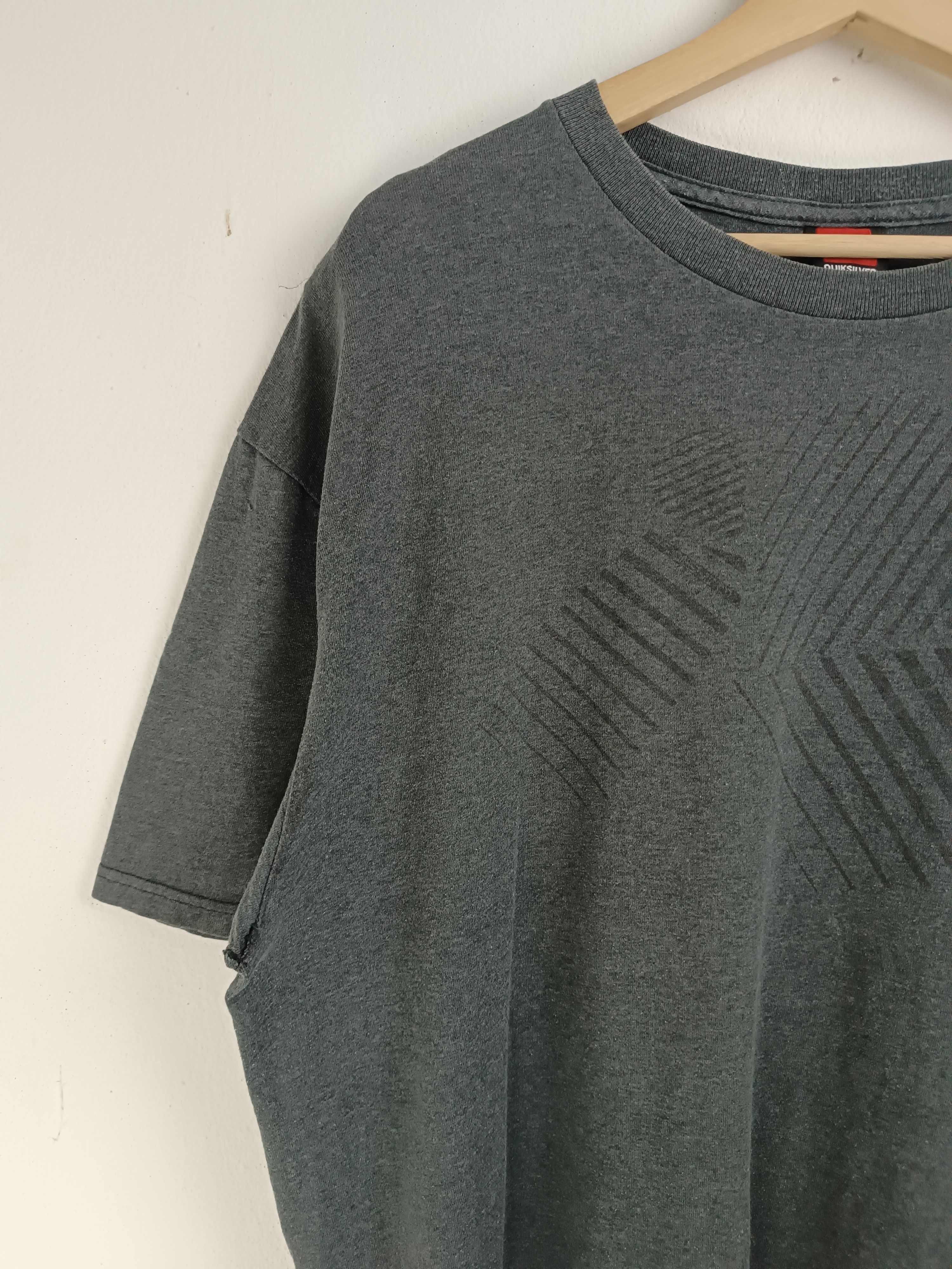 Quiksilver VINTAGE Y2K QUIKSILVER BACKHIT TEE O'NEILL RVCA SURF SKI Size US XL / EU 56 / 4 - 5 Thumbnail