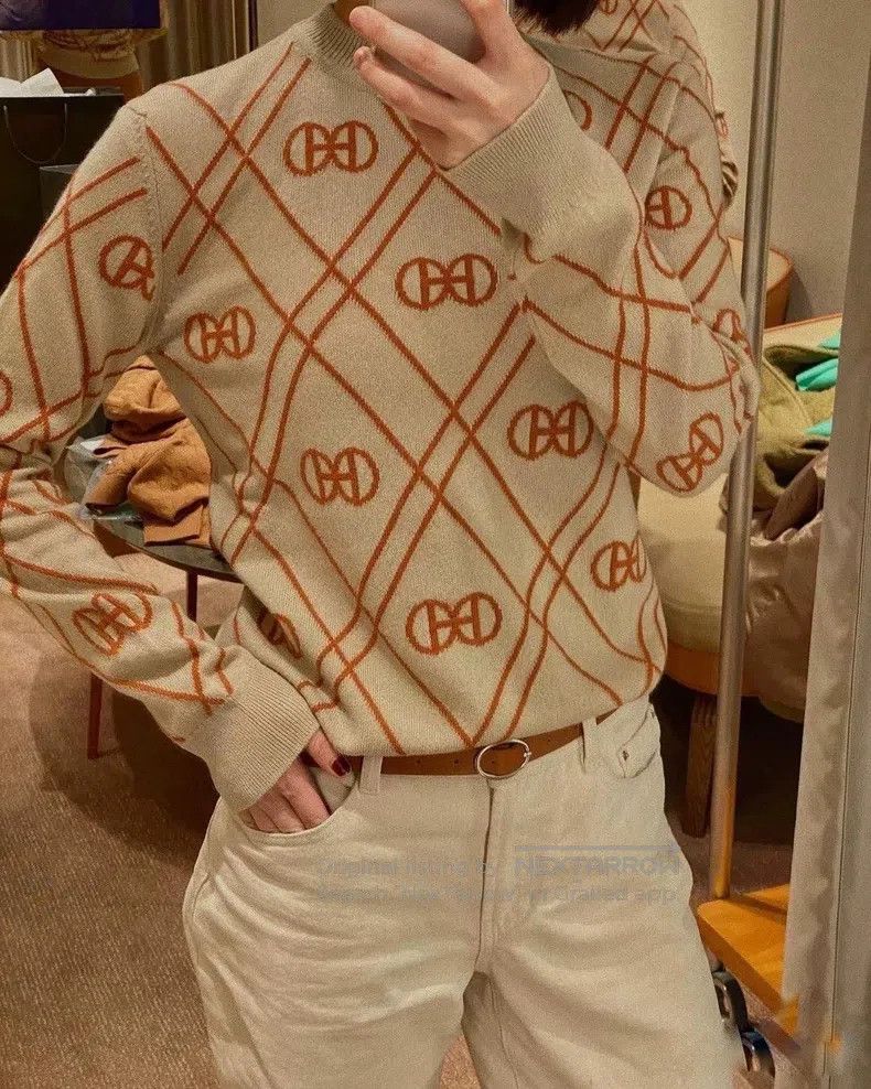 Hermes Hermes Knit Sweater in Khaki Size XXS / US 00 / IT 34 - 2 Thumbnail