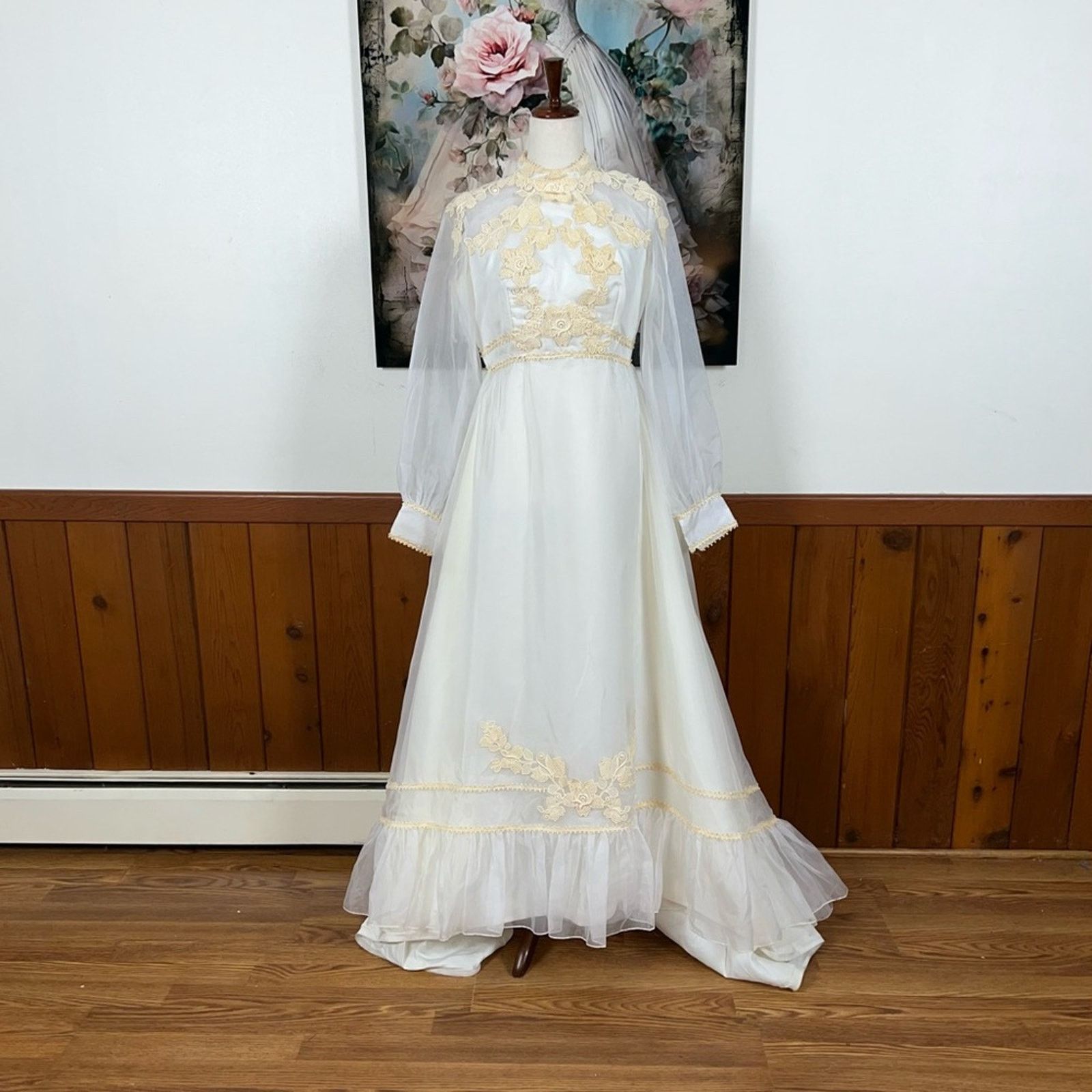 Vintage Pretty Vintage 1970s Organza Wedding Gown! Size L / US 10 / IT 46 - 2 Thumbnail