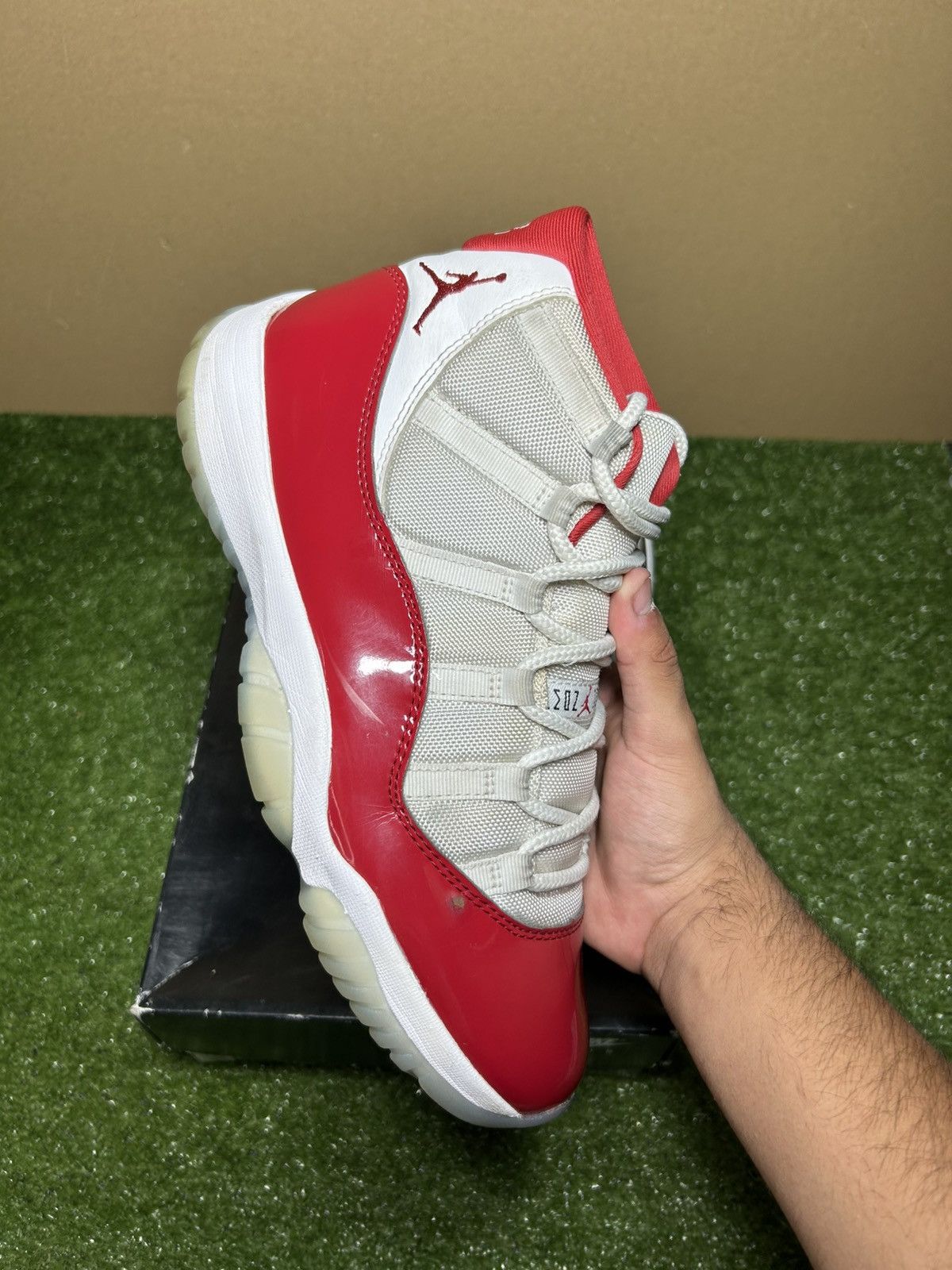 Jordan Brand Jordan 11 cherry Size US 11 / EU 44 - 5 Thumbnail