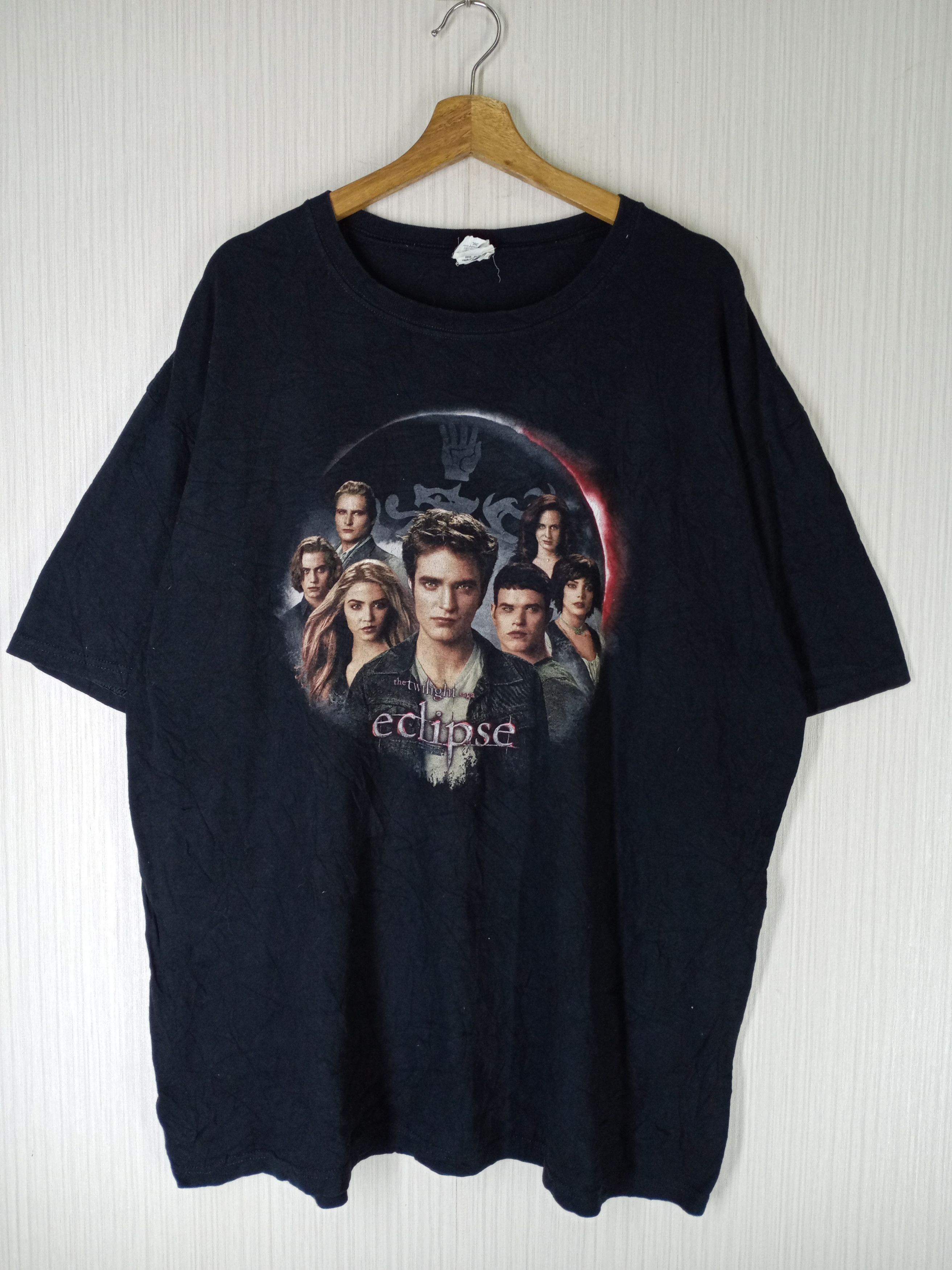 image of Expert Horror x Movie The Twilight Saga Horror Movie Tshirt in Black, Men's (Size 2XL)