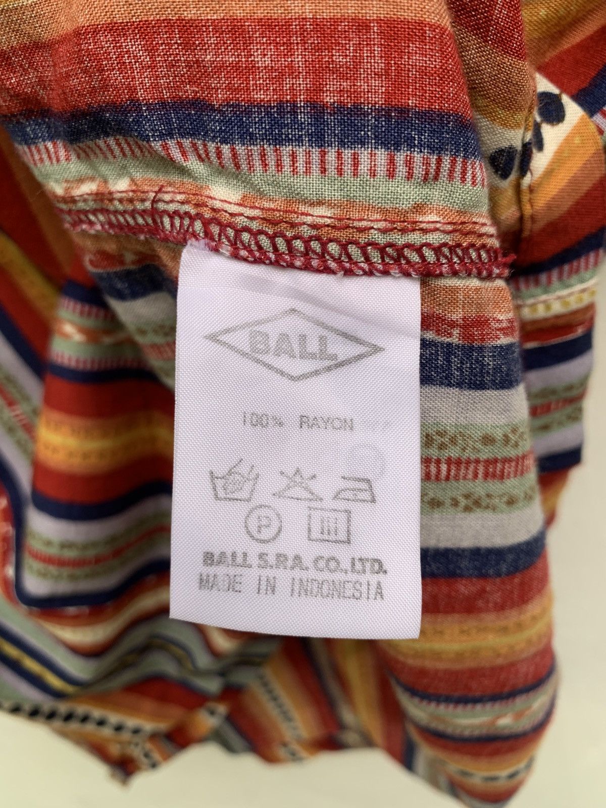 Vintage Vintage ball italy rayon shirt Size US L / EU 52-54 / 3 - 7 Thumbnail
