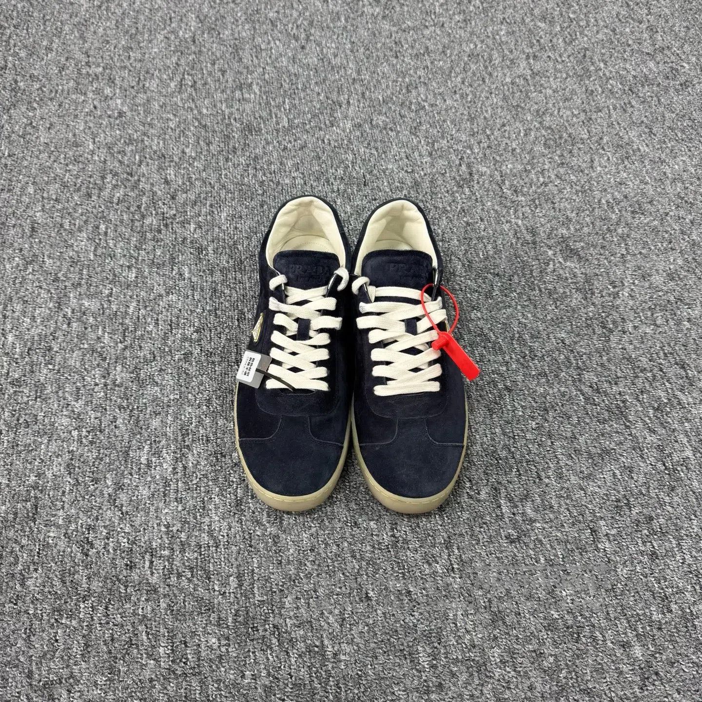 Prada Prada Delta Logo: Lepide Training Shoes & Casual Shoes| Size US 11 / EU 44 - 3 Thumbnail