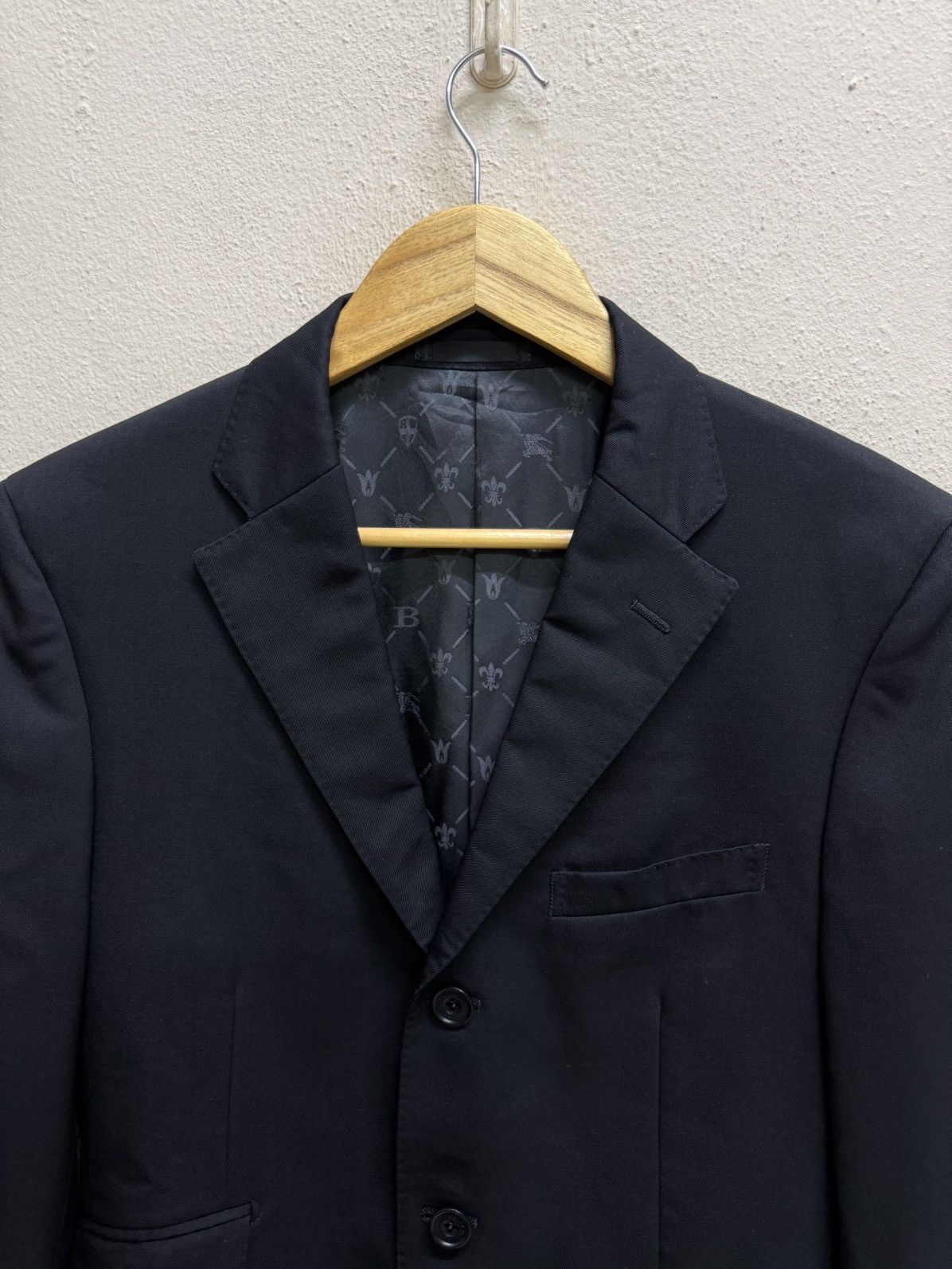 Burberry Burberry Super 120s Monogram Lined Black Blazer Coat Size US S / EU 44-46 / 1 - 23 Thumbnail