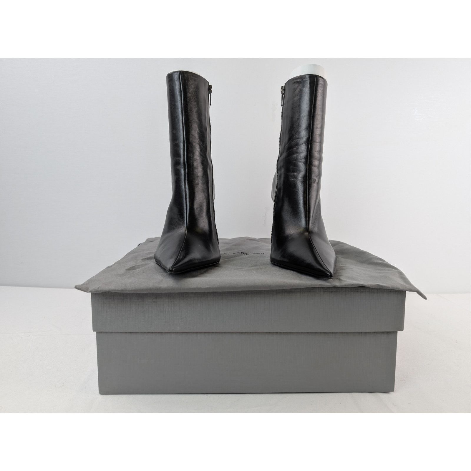 Balenciaga o1rshd1 Witch Bootie Shiny Soft Sheepskin Boot in Black Size US 8 / IT 38 - 15 Thumbnail