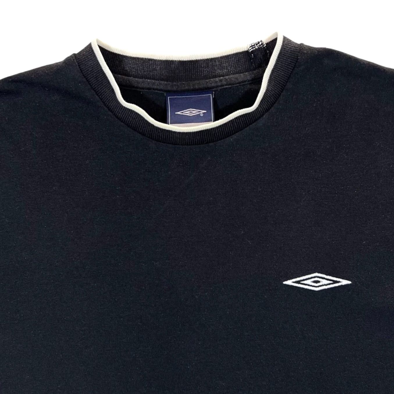 Umbro UMBRO Classic Basic Embroidered Mini Logo Black Short Sleeve T-Shirt Medium Size US M / EU 48-50 / 2 - 2 Thumbnail