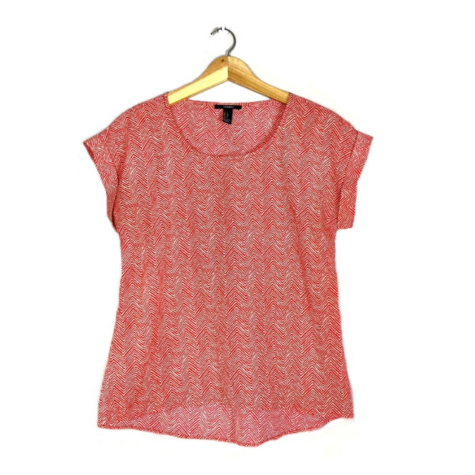 Forever 21 Red and White Chevron Forever 21 Women's Shirt S Size S / US 4 / IT 40 - 1 Thumbnail