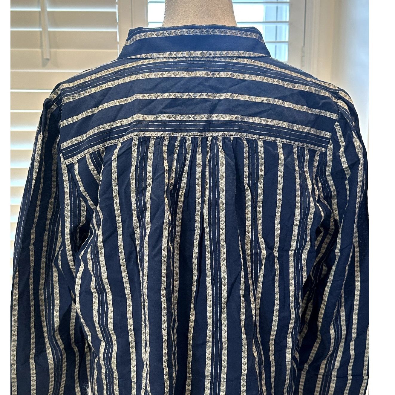 Treasure & Bond Treasure & Bond Blue Tan Striped Button Down Blouse M NWT Size M / US 6-8 / IT 42-44 - 5 Thumbnail