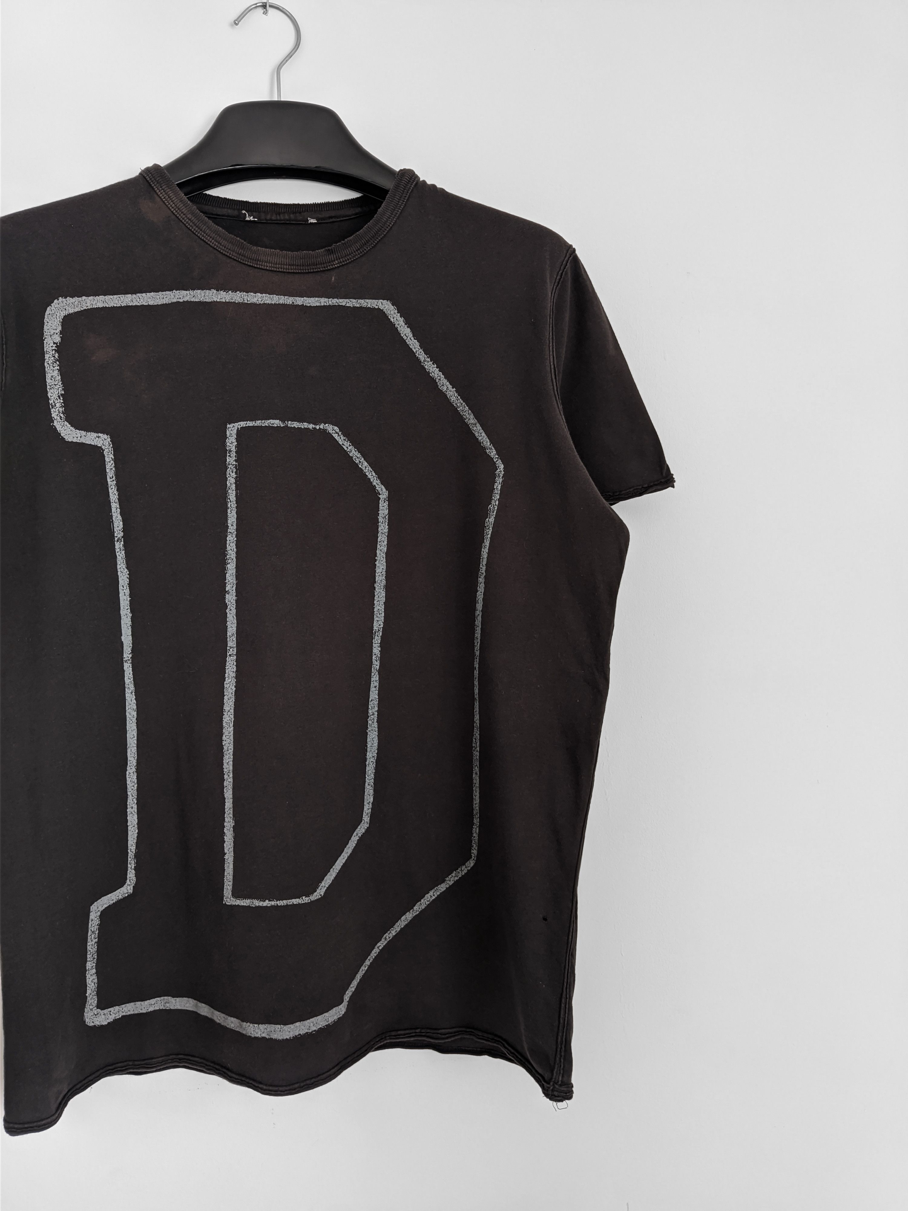 Vintage Vintage Diesel tshirt printed y2k big logo Size US M / EU 48-50 / 2 - 2 Thumbnail