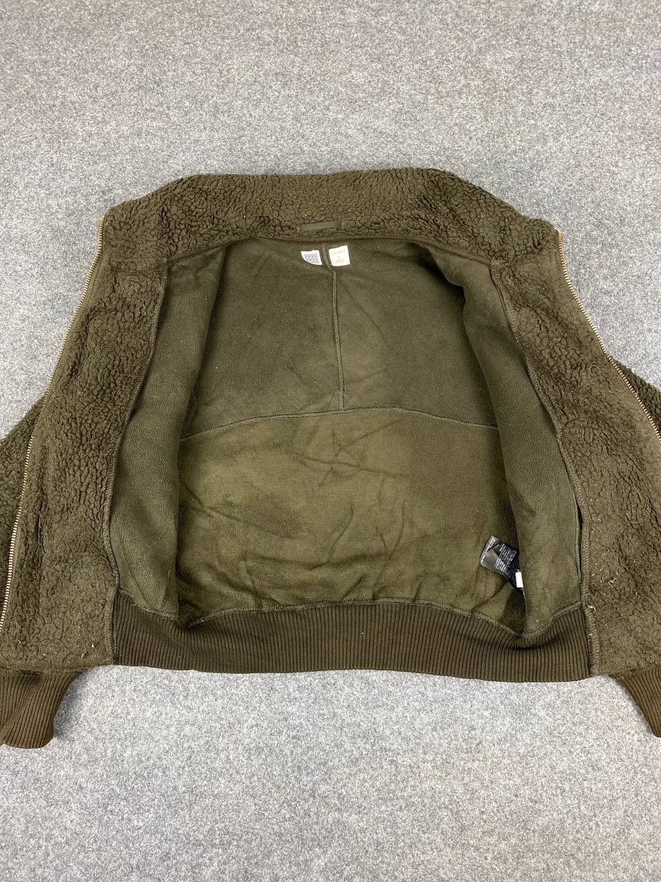 Japanese Brand uniqlo uuu fleece jacket nice design Size US S / EU 44-46 / 1 - 6 Thumbnail