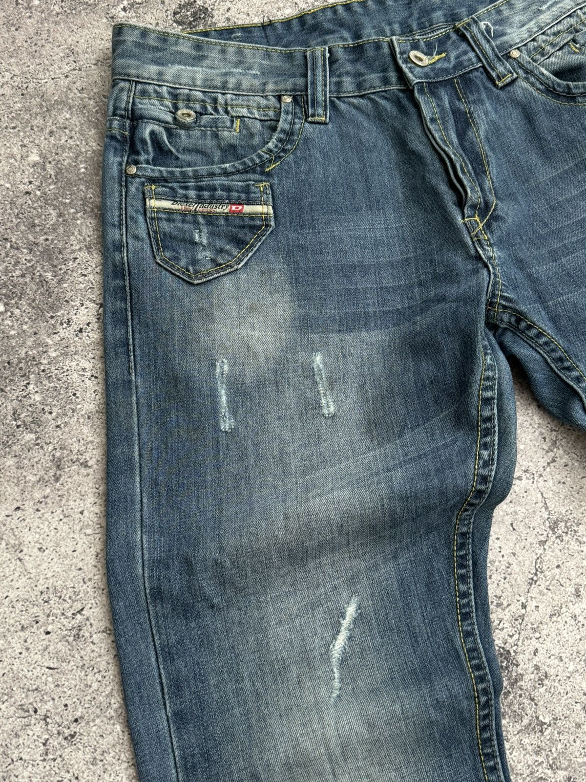 Diesel × Vintage Vintage Diesel Y2K distressed dirty jeans pants Size US 33 - 8 Thumbnail