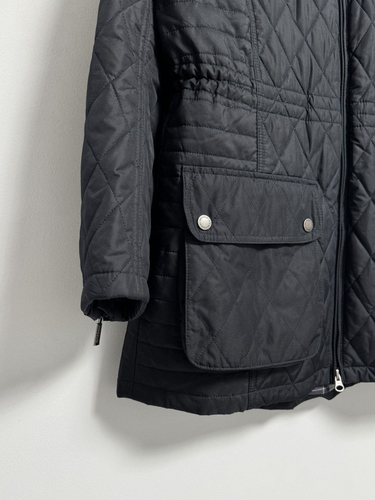 Barbour Barbour B.INTL Quilt Long Sleeve Jacket Hooded Fur Trim Wom Size L / US 10 / IT 46 - 5 Thumbnail