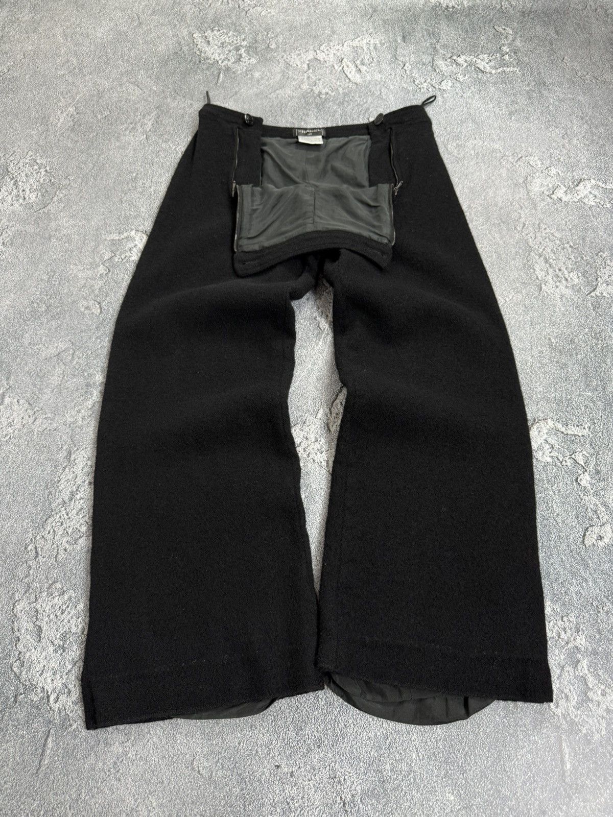 Chanel Chanel Vintage Wool Front adjustable waistband zip Pants Size 27" / US 4 / IT 40 - 1 Thumbnail