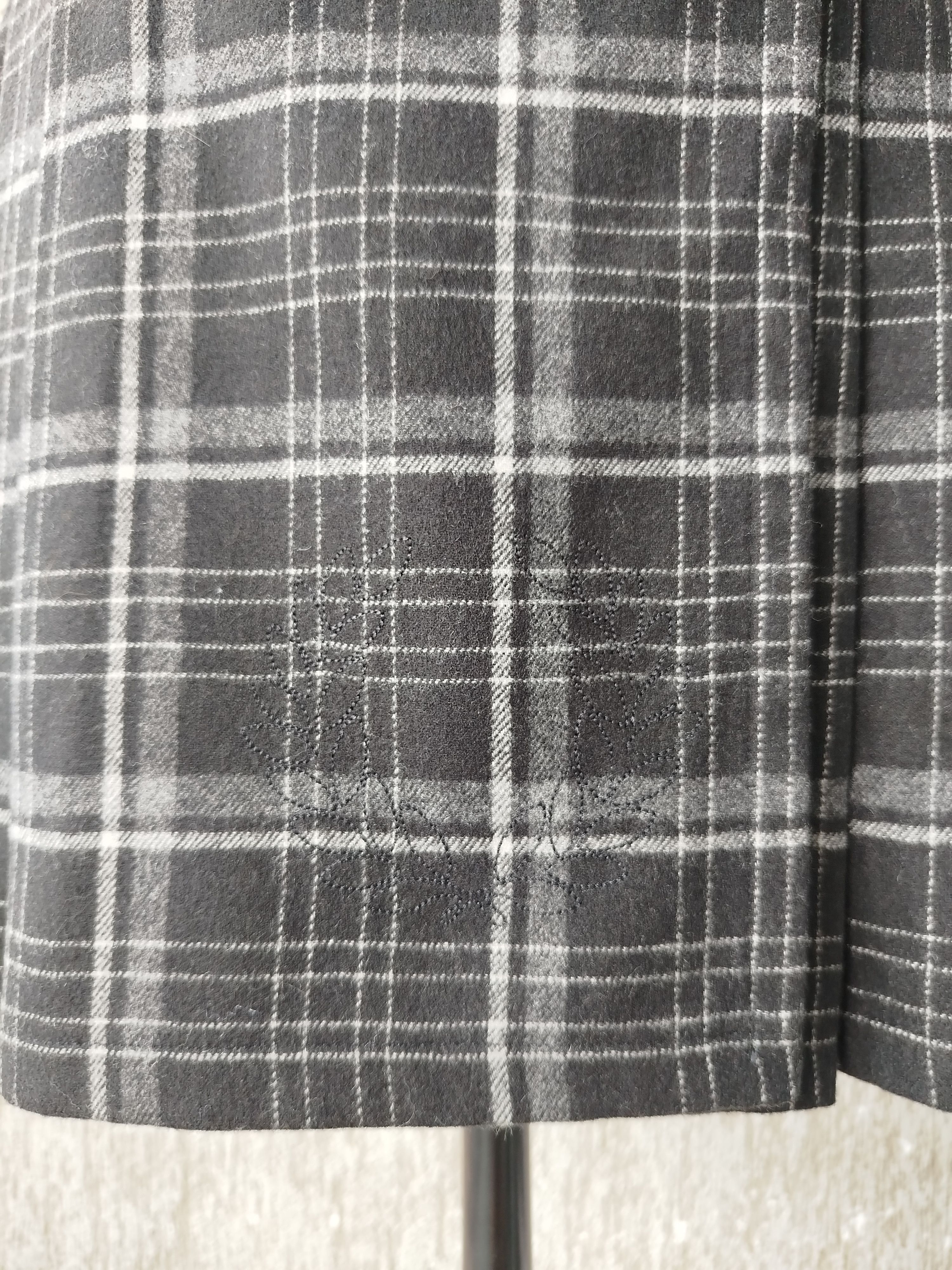 Fred Perry Wrap Skirt Kilt Plaid Pleated Wool Tartan Vintage Italy 40/S Size 27" / US 4 / IT 40 - 3 Thumbnail