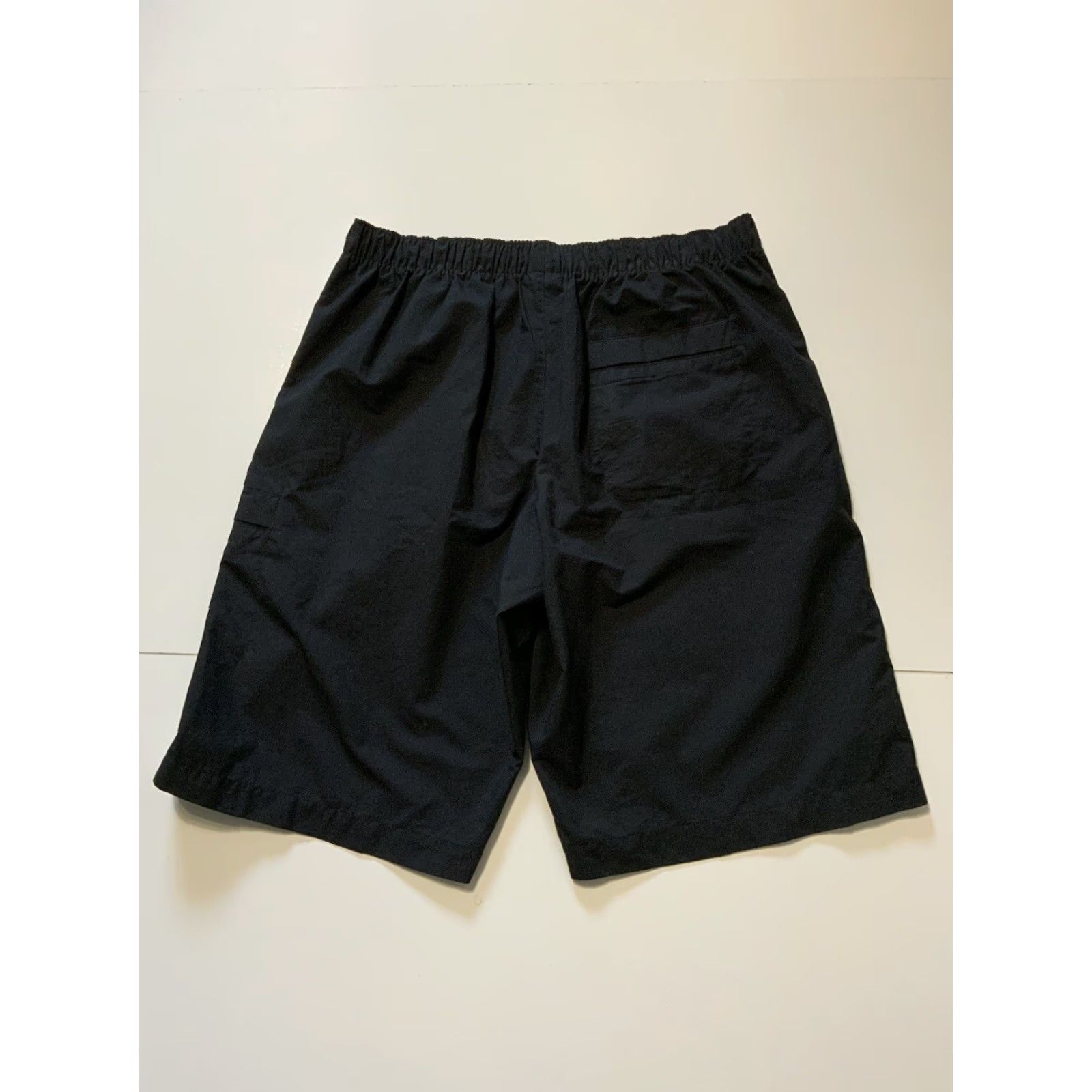 Nike VINTAGE Nike Swoosh Polyester Side Stripe Black Cargo Athletic Shorts Sz. L Mens Athletic Black Cargo Shorts Swoosh 90s Y2K Size US 33 - 4 Thumbnail