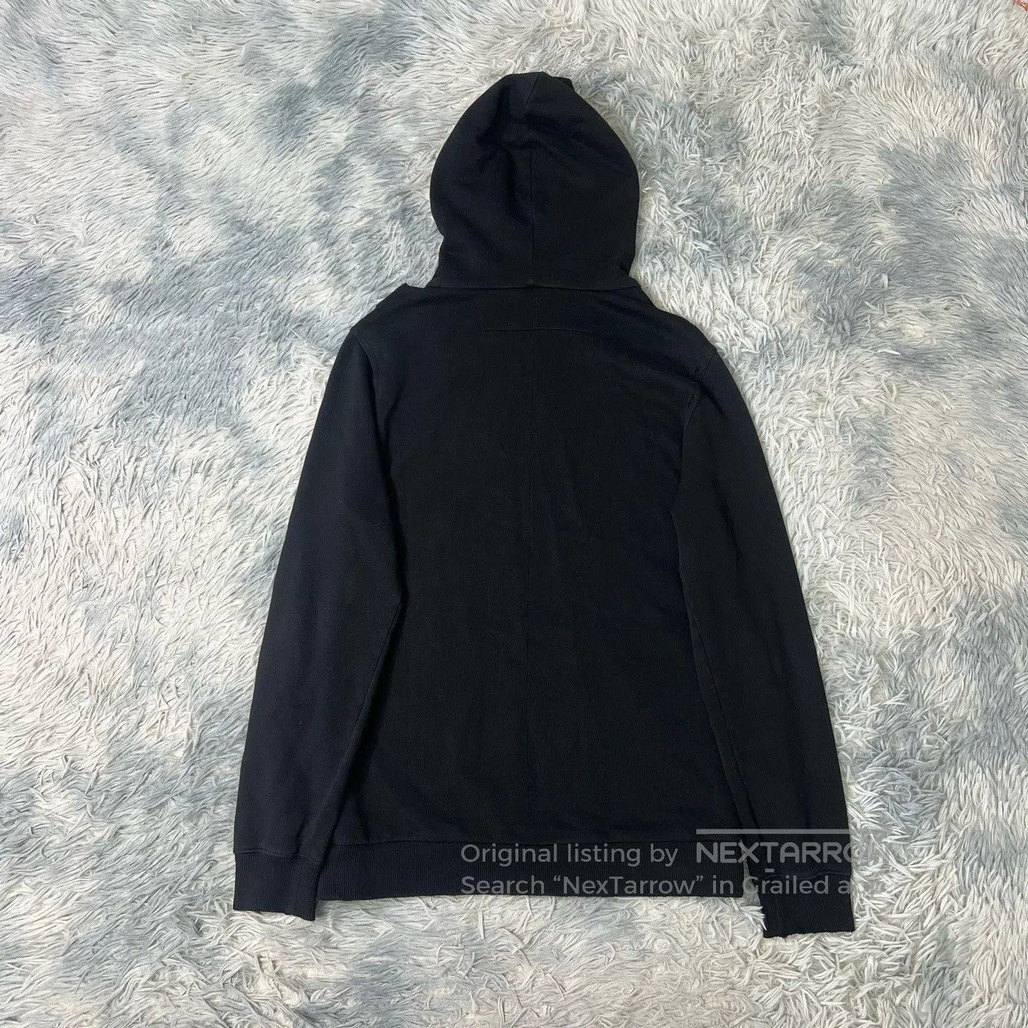 Givenchy Givenchy Distressed Sweatshirt Size S. Size US S / EU 44-46 / 1 - 2 Thumbnail