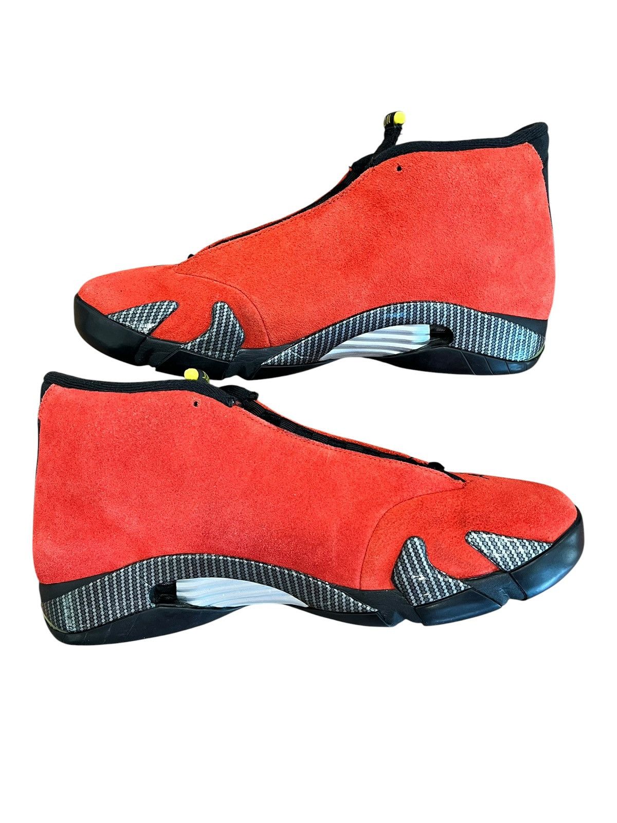 Jordan Brand Jordan 14 Retro Ferrari (2025) Size US 12 / EU 45 - 3 Thumbnail