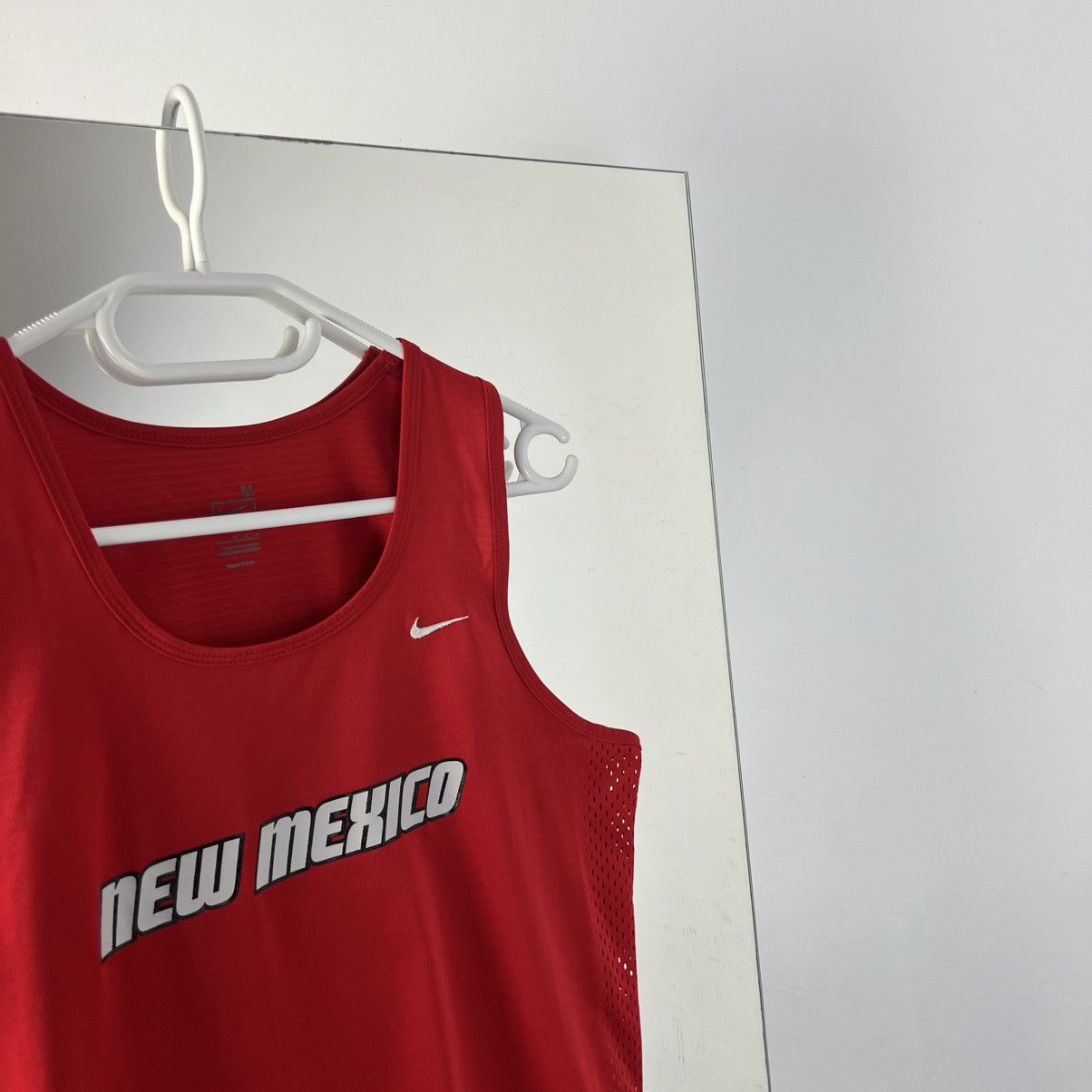 Nike Vintage Y2K Nike Swoosh New Mexico Big Logo Tank Top Size US M / EU 48-50 / 2 - 2 Thumbnail