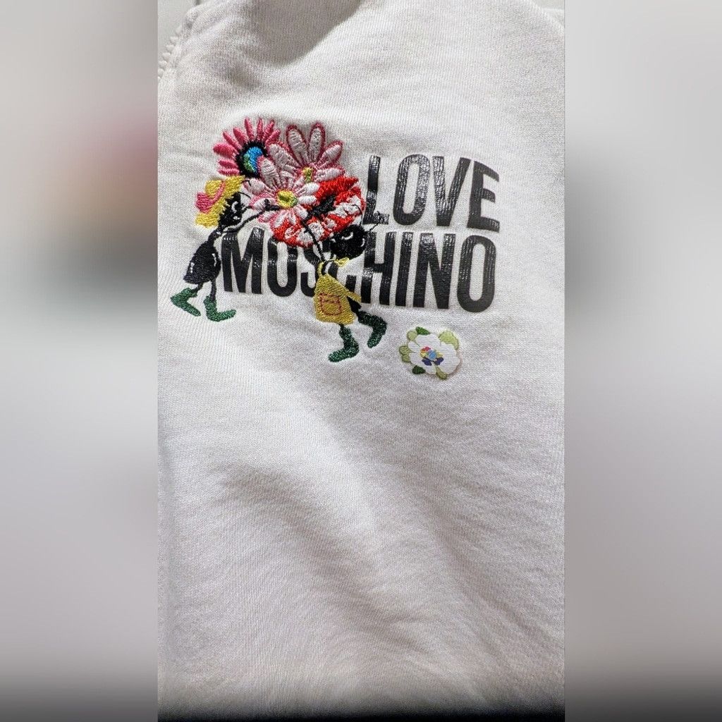 Love Moschino Love Moschino White Hoodie with Floral Design Size S / US 4 / IT 40 - 3 Thumbnail