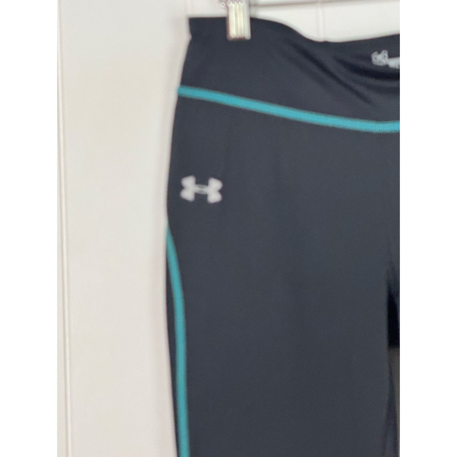 Under Armour Under Armour Allseasongear Fitted Black Leggings Medium Size 30" / US 8 / IT 44 - 2 Thumbnail