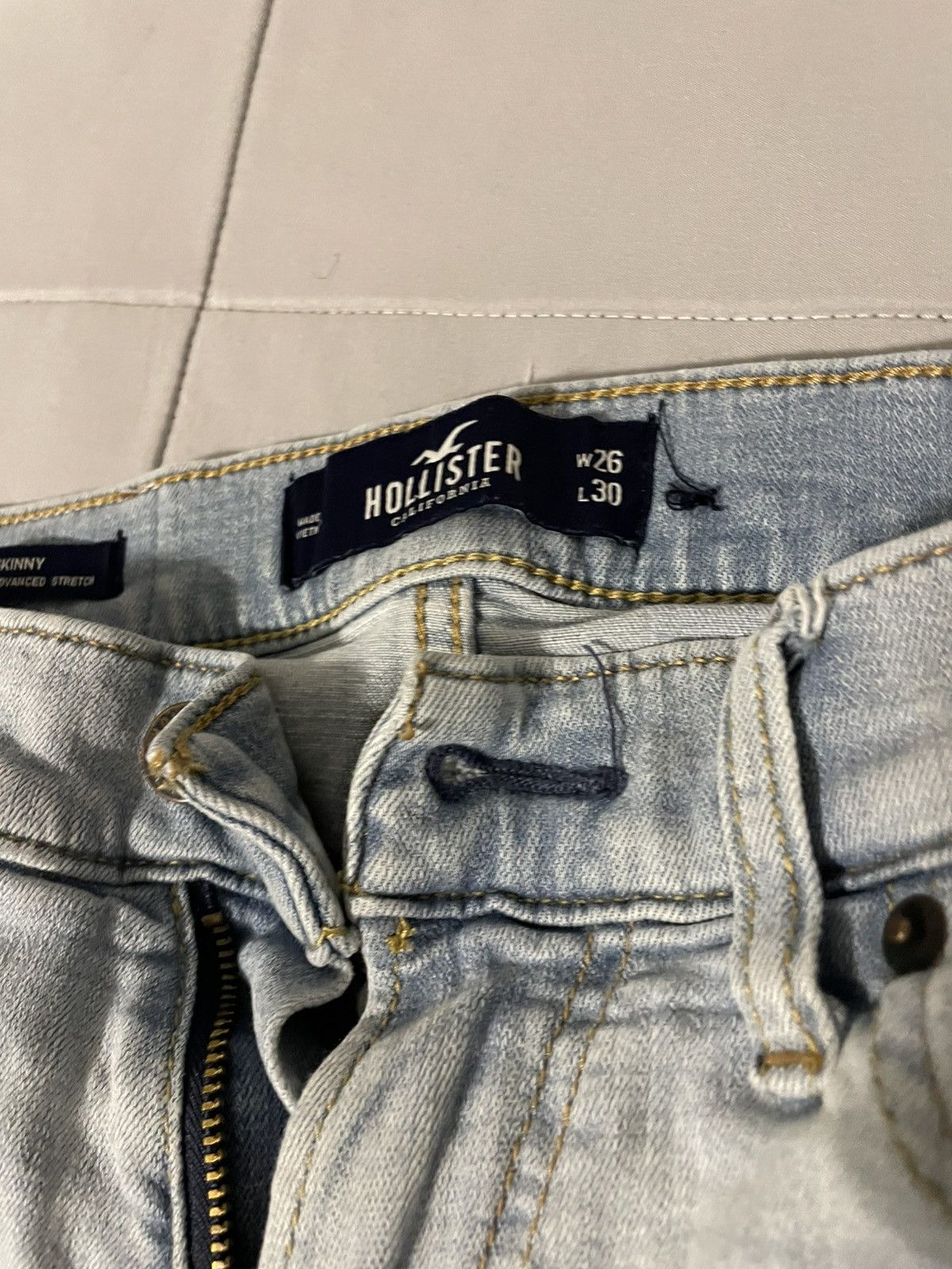 Hollister Holister Light Blue Jeans Size US 26 / EU 42 - 2 Thumbnail
