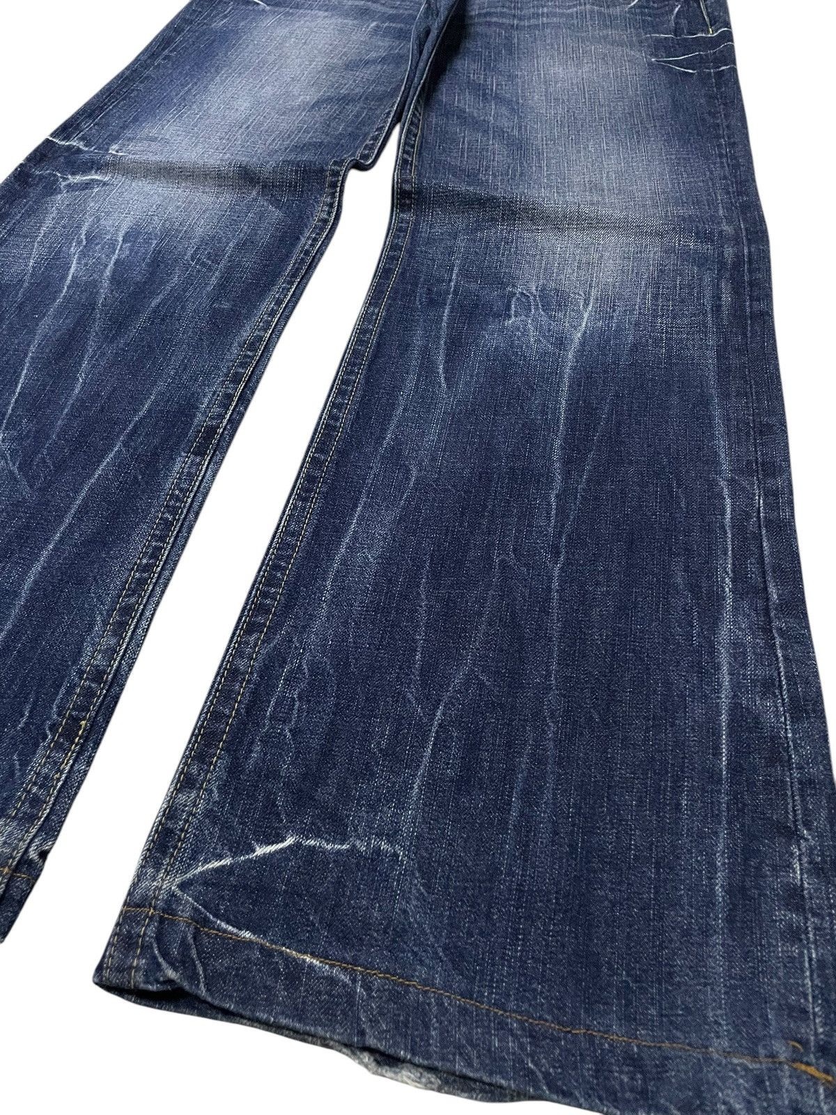 Japanese Brand × Le Grande Bleu (L.G.B.) Oririn Japan Flare Wide Leg Feathers Wings Embroidered Jeans Size US 31 - 17 Thumbnail