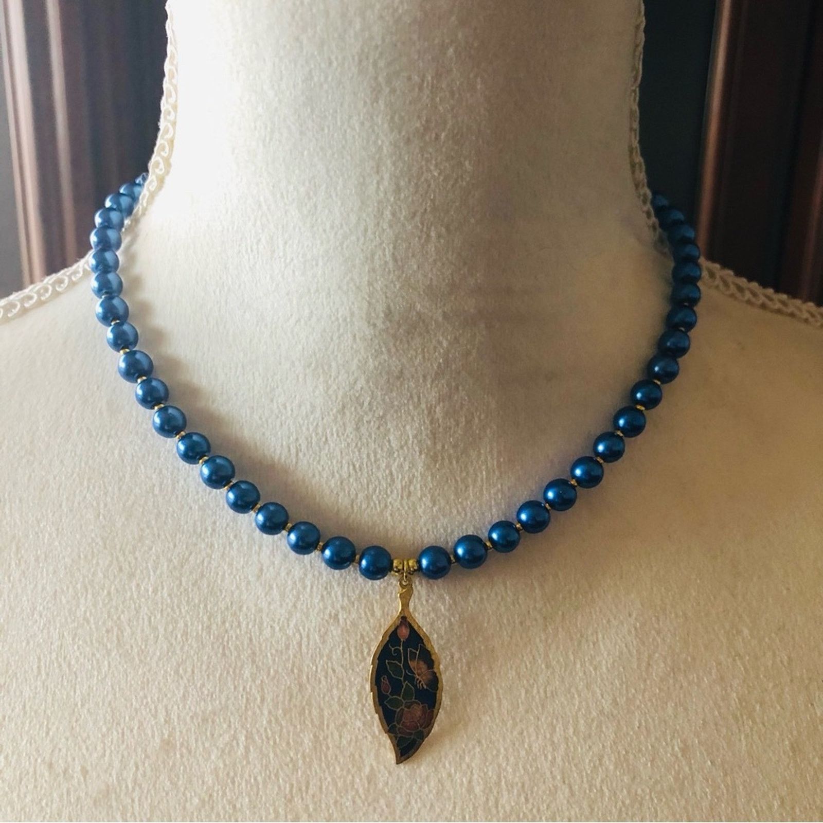 Handmade Handcrafted repurpose blue cloisonné pendant Pearl necklac Size ONE SIZE - 2 Thumbnail