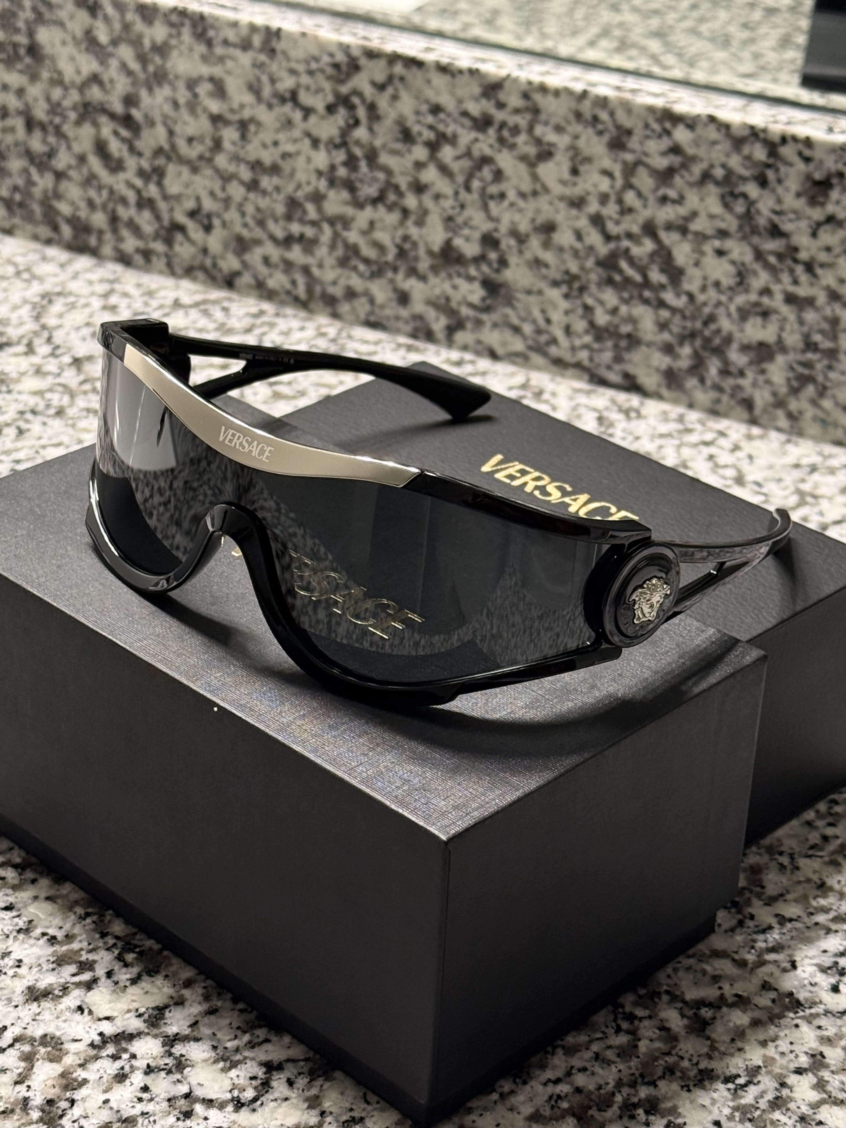 Versace VERSACE MEDUSA MEDALLION SHIELD SUNGLASSES Size ONE SIZE - 2 Thumbnail