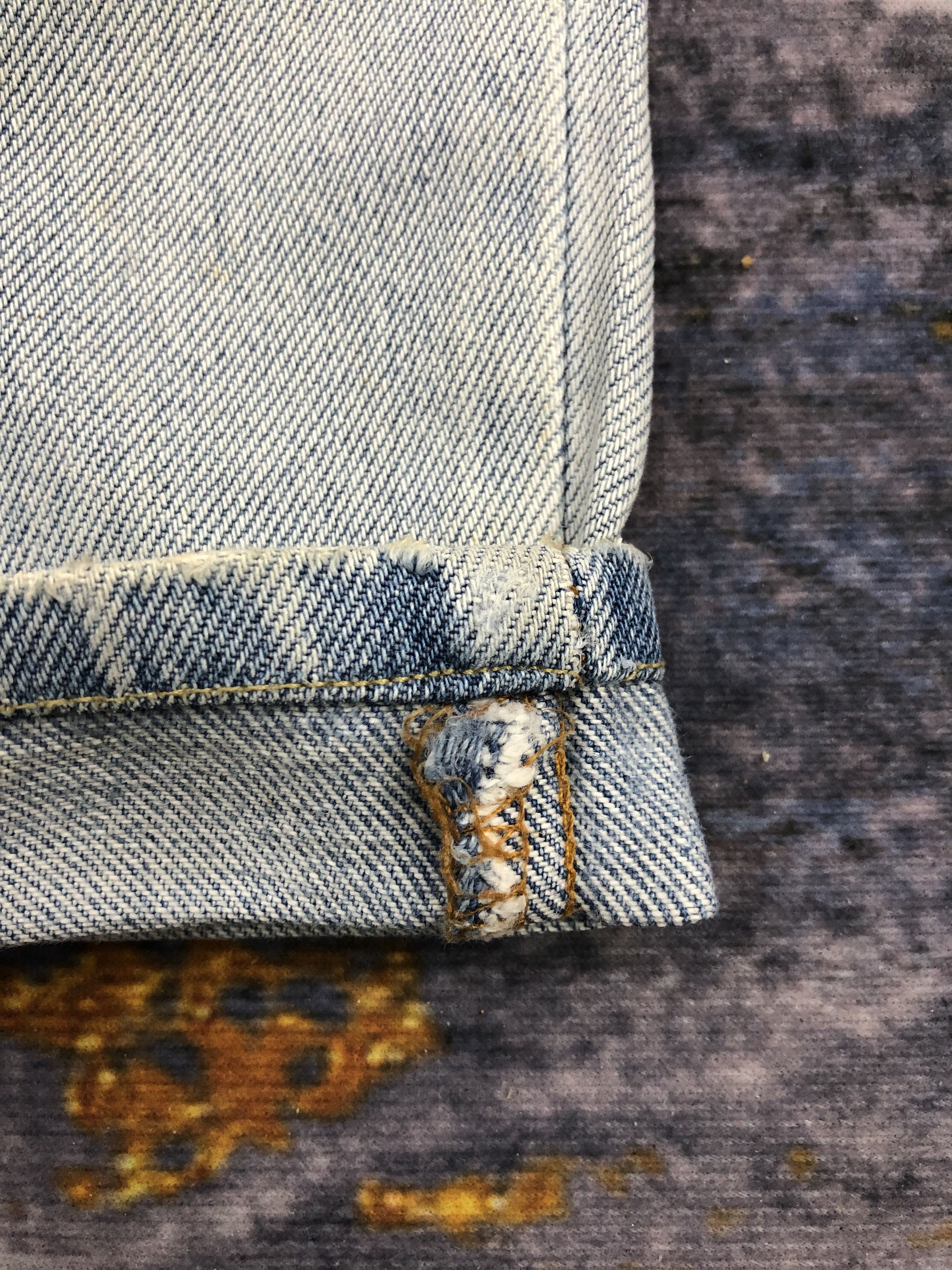 Levi's Vintage Levis Stained Light Washed Jeans DPP0171 Size US 28 / EU 44 - 5 Thumbnail
