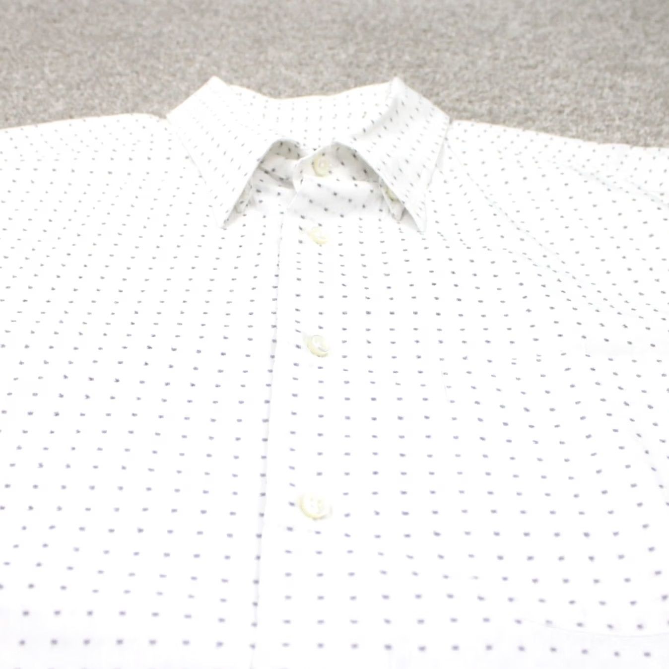 Zanella Zanella Shirt Mens XL White Geometric Seersucker Cotton/Rayon L/S Button-Up Shirt Men’s XL White Geometric Pattern Size US XL / EU 56 / 4 - 5 Thumbnail