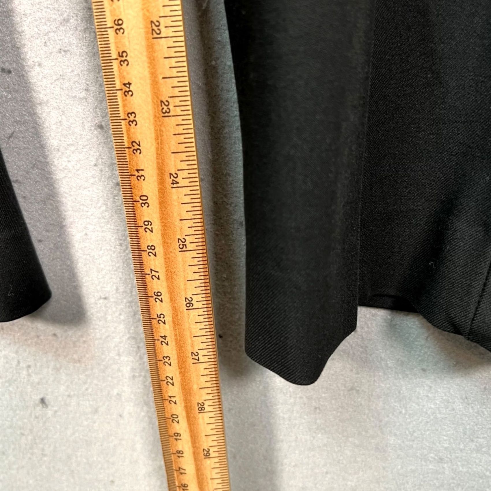 Uniqlo Uniqlo Mens Dress Pants Slim Fit Black 34 in Inseam 28 in Stretch Flat Front Tapered Casual All Season Regular Size L Mens Pants Black Slim Stretch Size US 33 - 6 Thumbnail