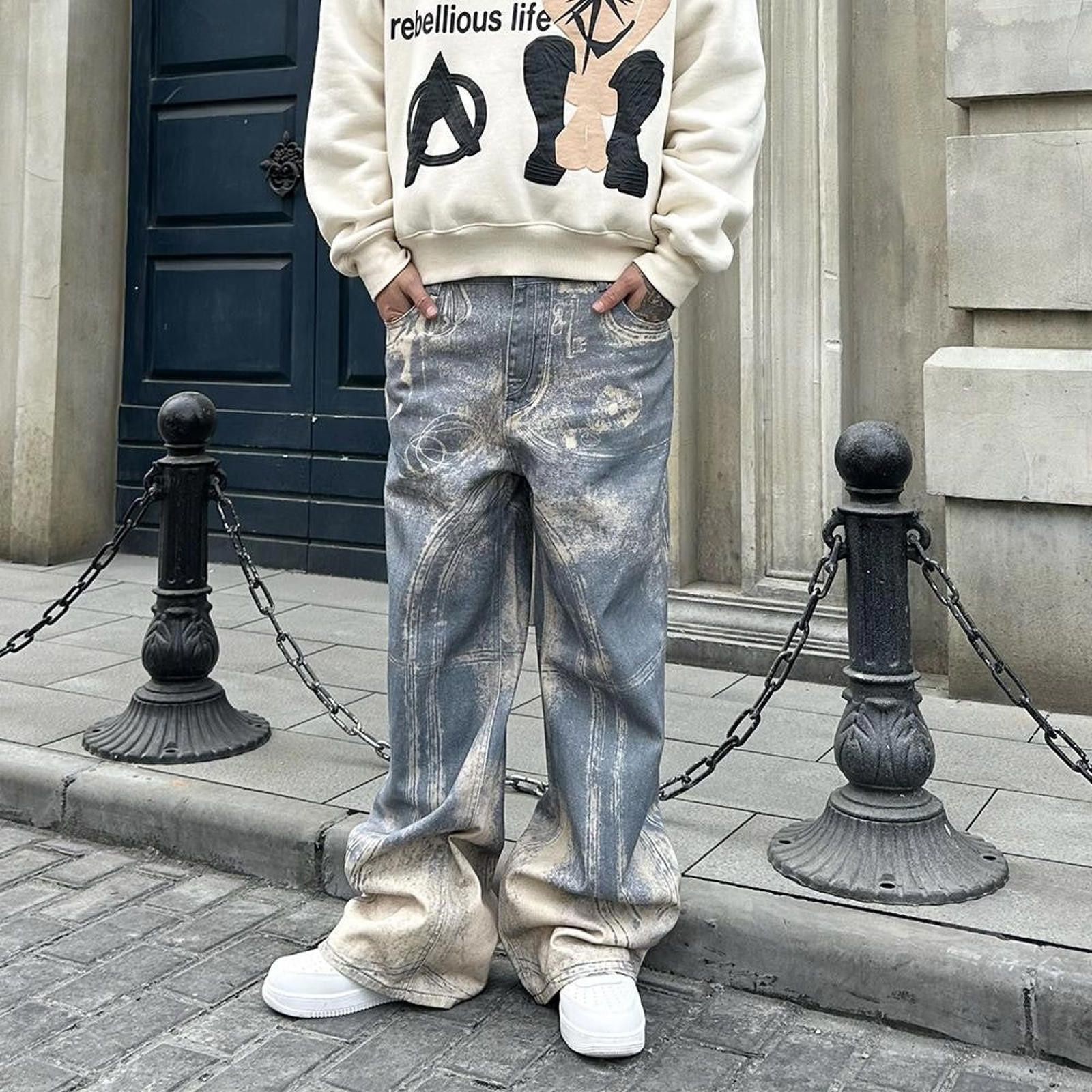 Japanese Brand 3D Print Distressed Jeans – Washed Wide Straight Fit Size US 32 / EU 48 - 1 Thumbnail