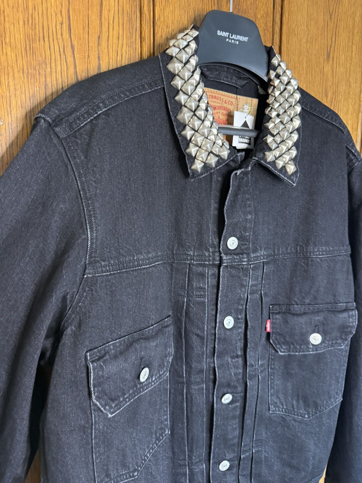 DENIM TEARS × Levi's Denim tears Levi’s black studded trucker jacket BNWT Size US L / EU 52-54 / 3 - 2 Thumbnail