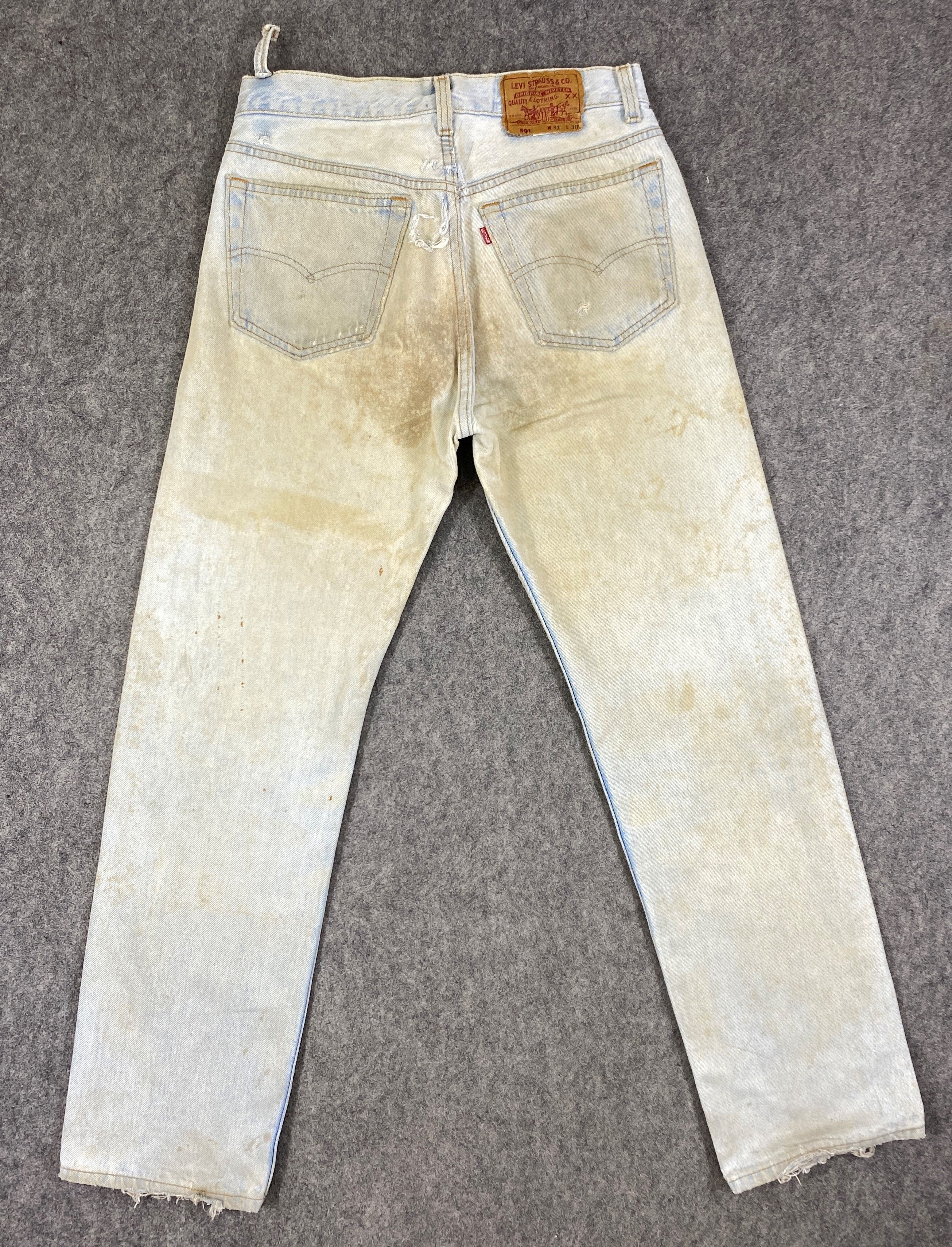 Japanese Brand Dirty Light Blue Vintage Levis 501 USA Jeans 30x29 - JN3184 Size US 30 / EU 46 - 2 Thumbnail